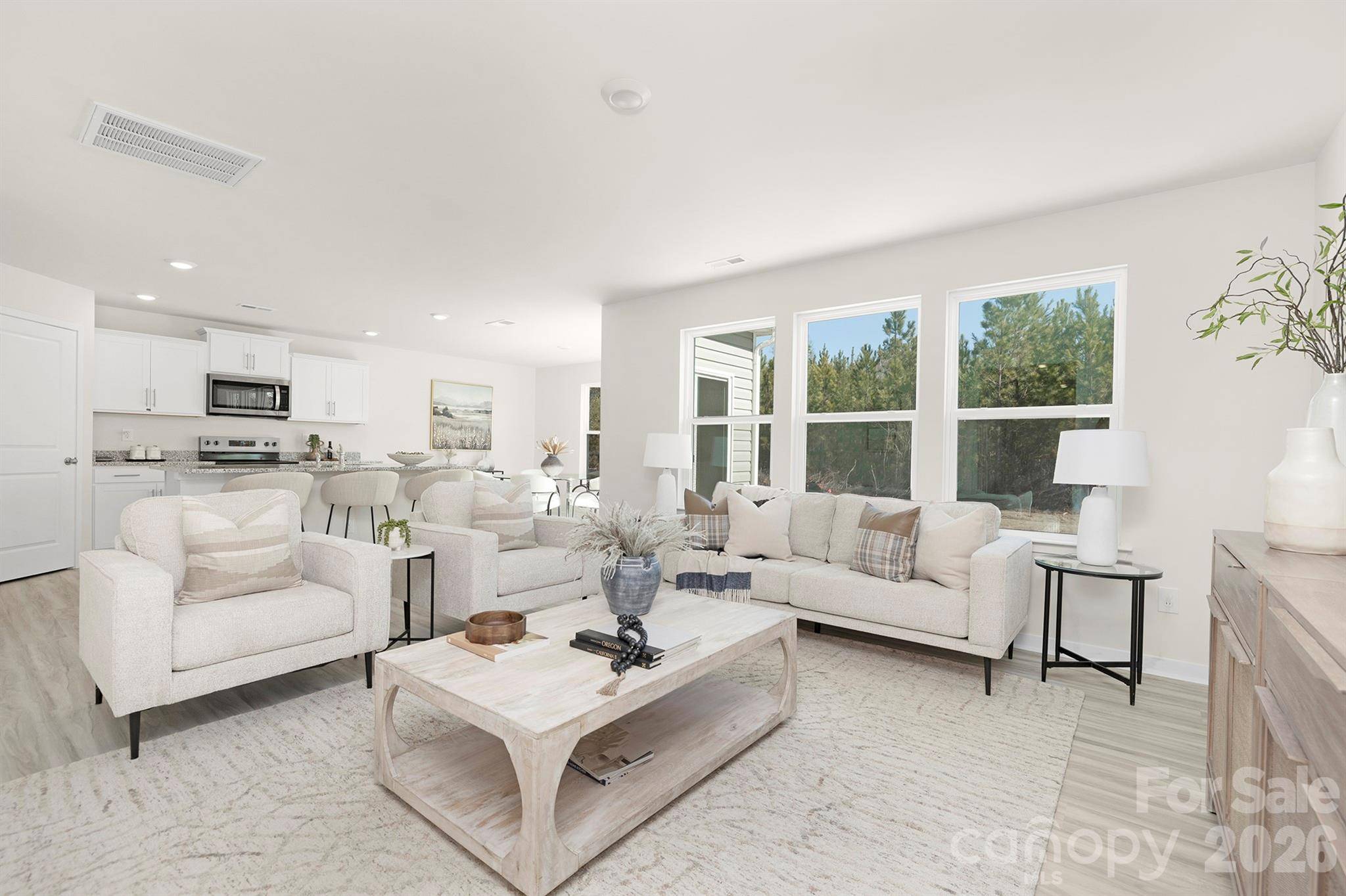 234 Lauren LN, Hendersonville, NC 28792
