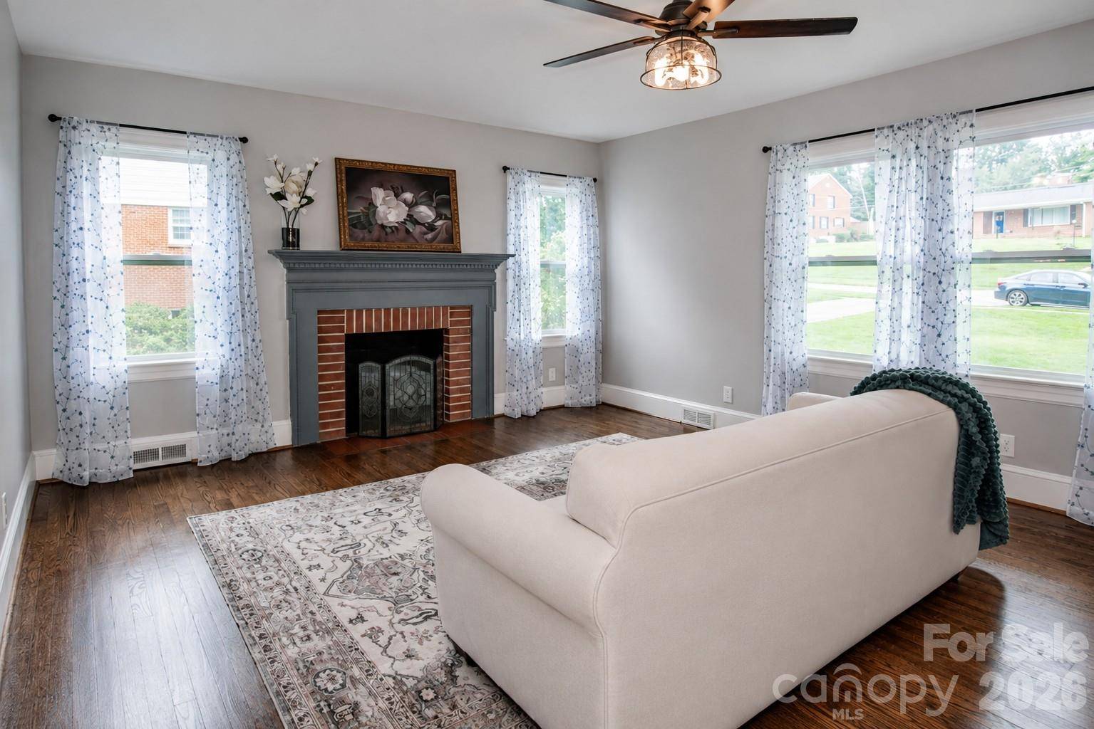 476 Summit AVE, Statesville, NC 28677