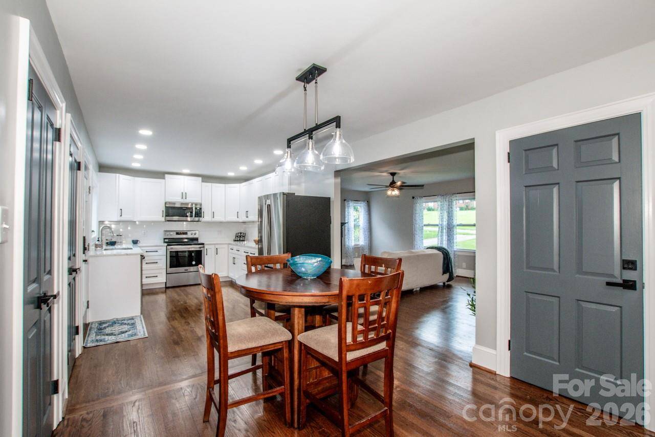 476 Summit AVE, Statesville, NC 28677
