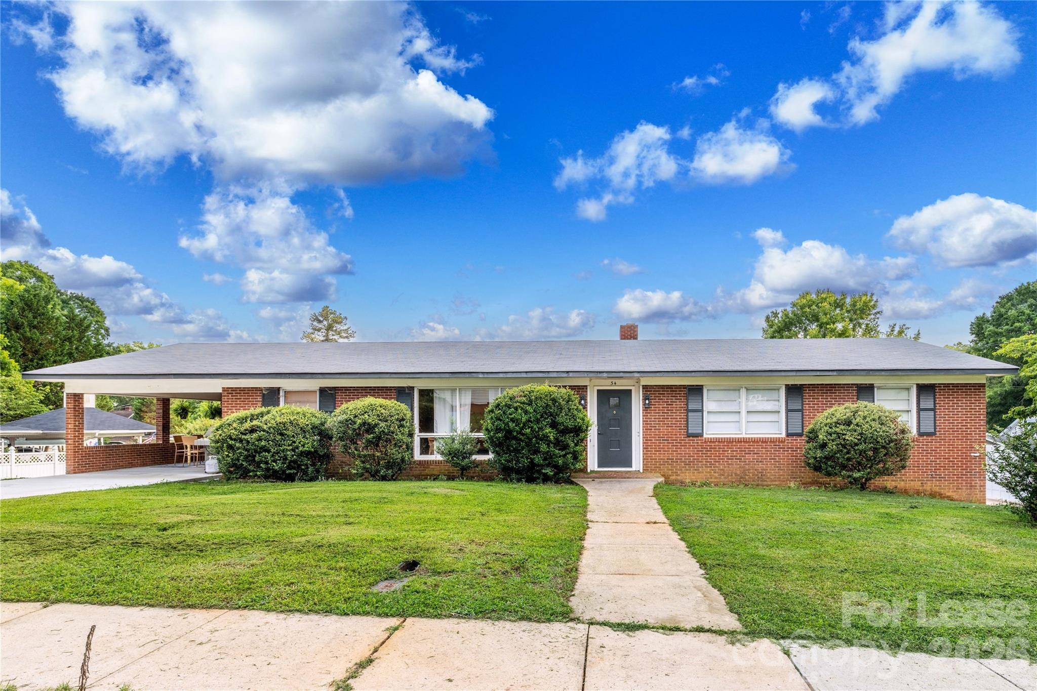34 Willow ST, Badin, NC 28009