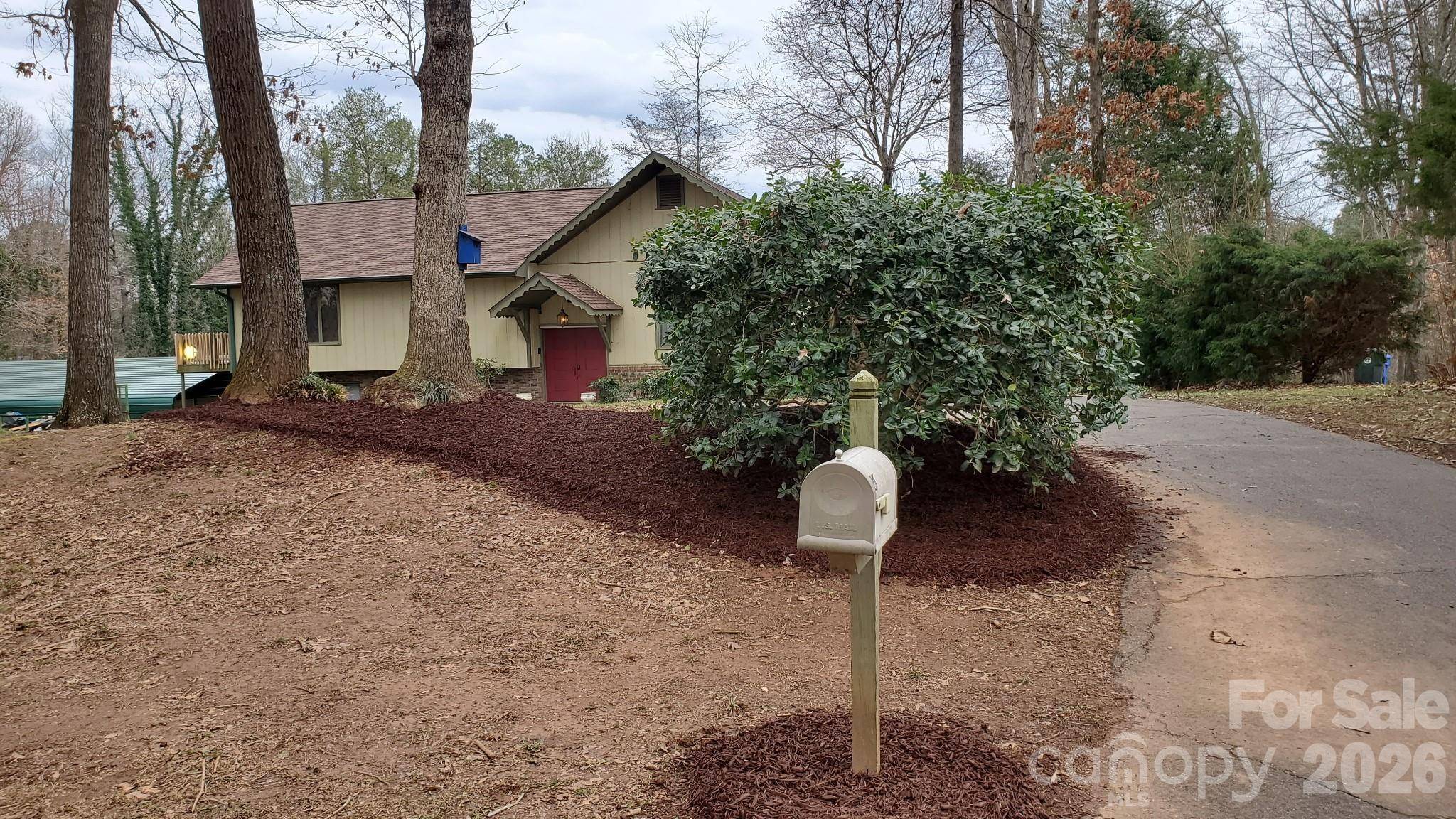 200 Woodland CIR, Rutherfordton, NC 28139