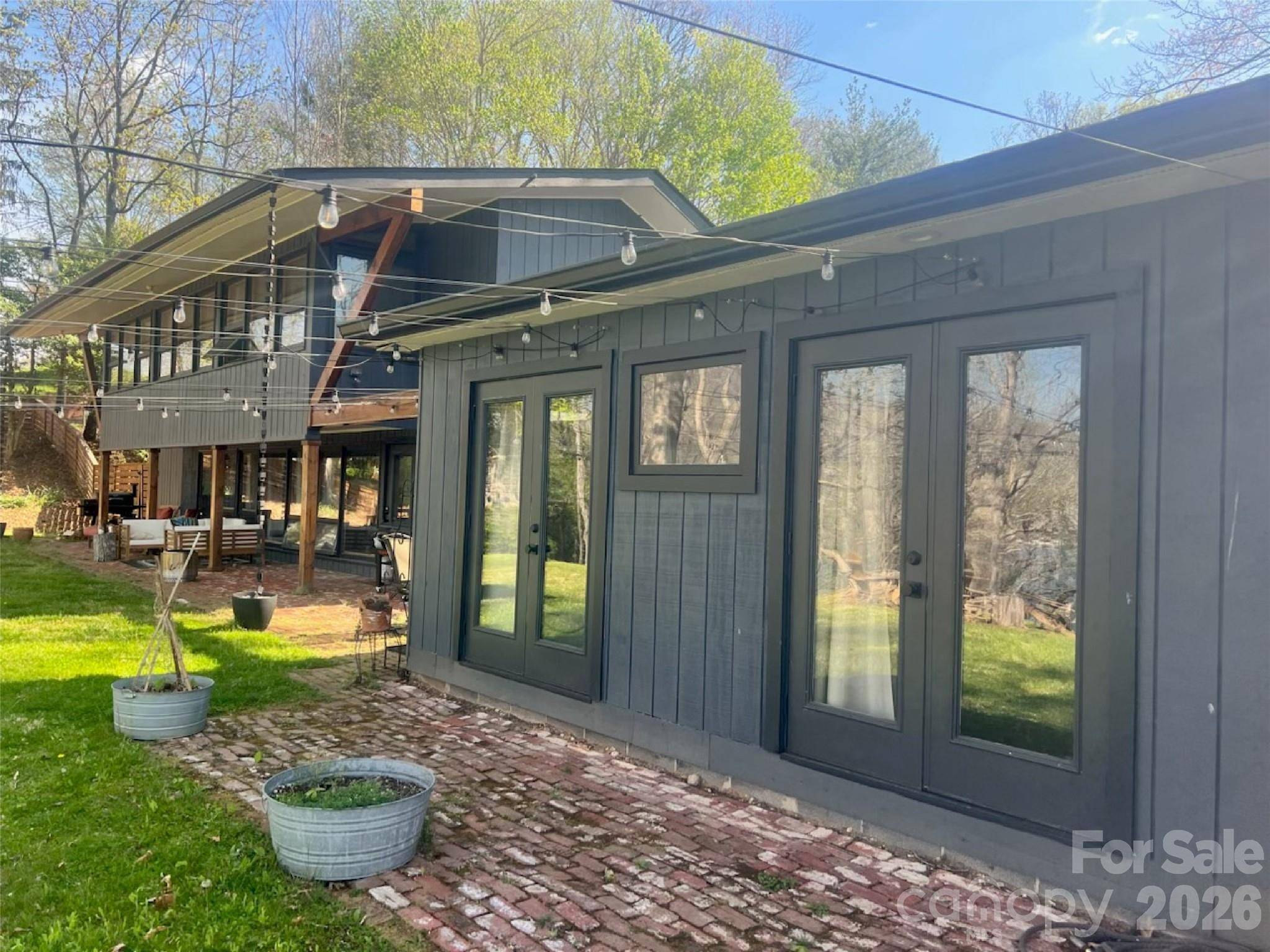 57 Crestridge DR, Waynesville, NC 28785