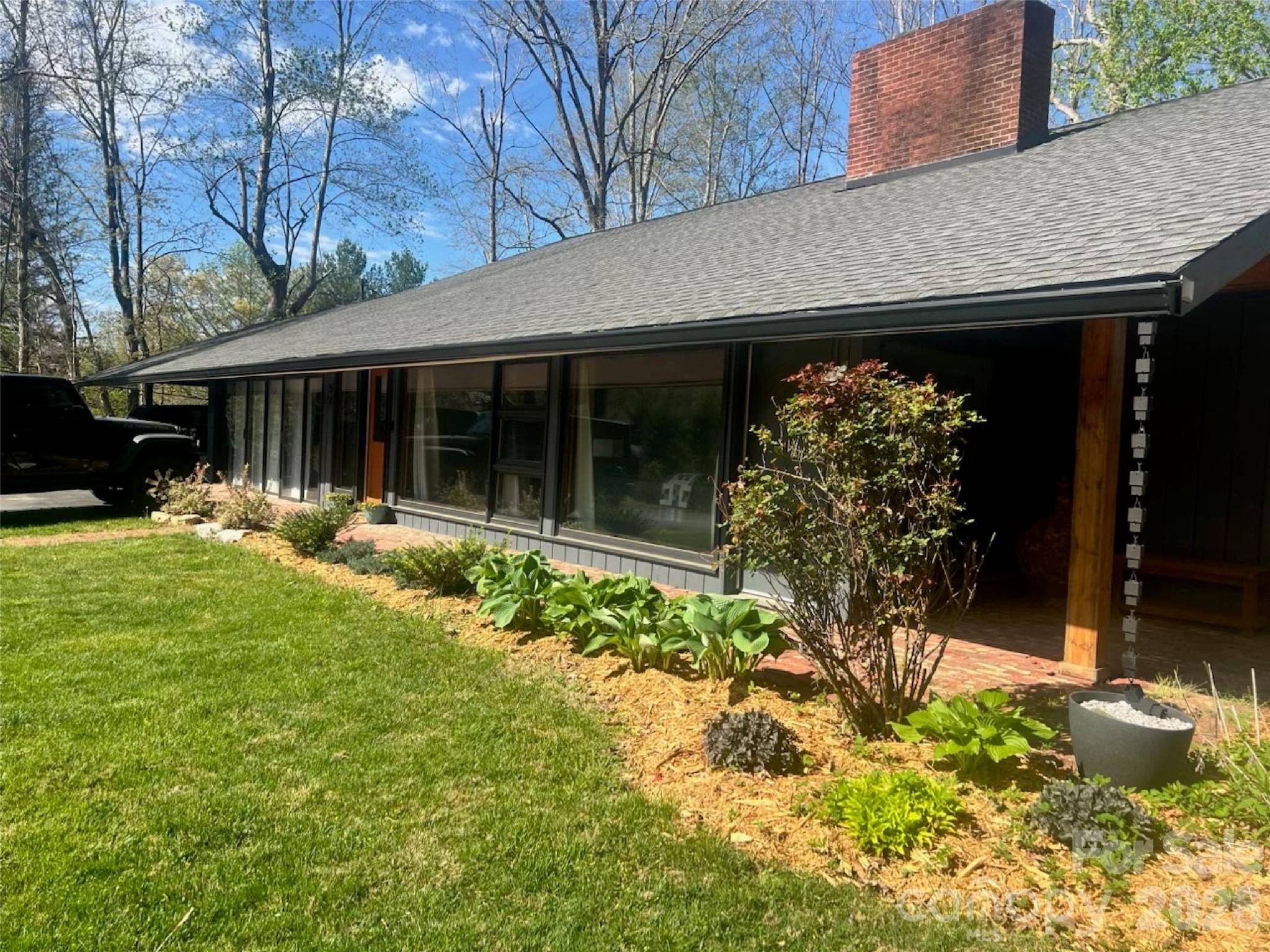 57 Crestridge DR, Waynesville, NC 28785