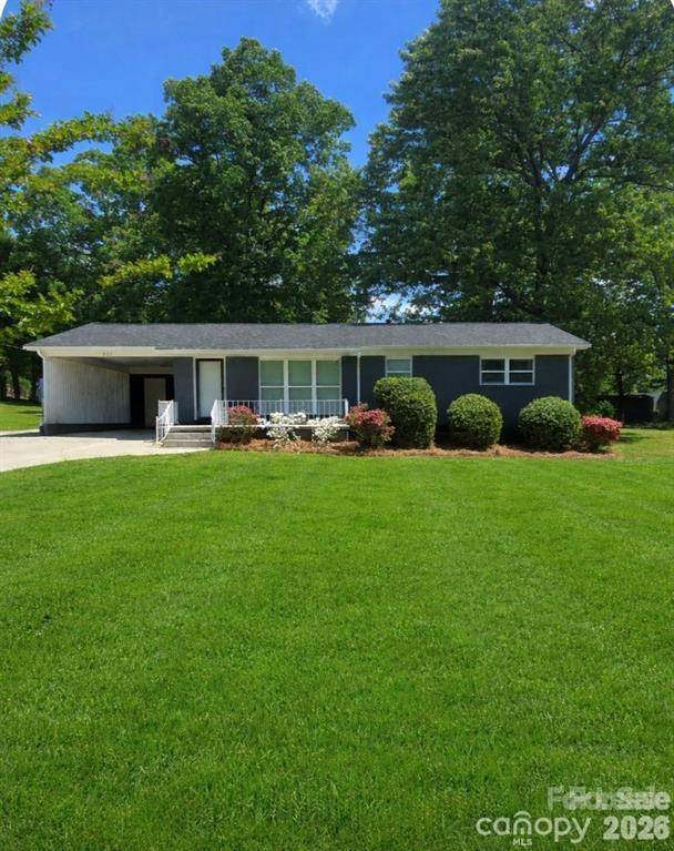 421 Kingfield DR SW, Concord, NC 28027