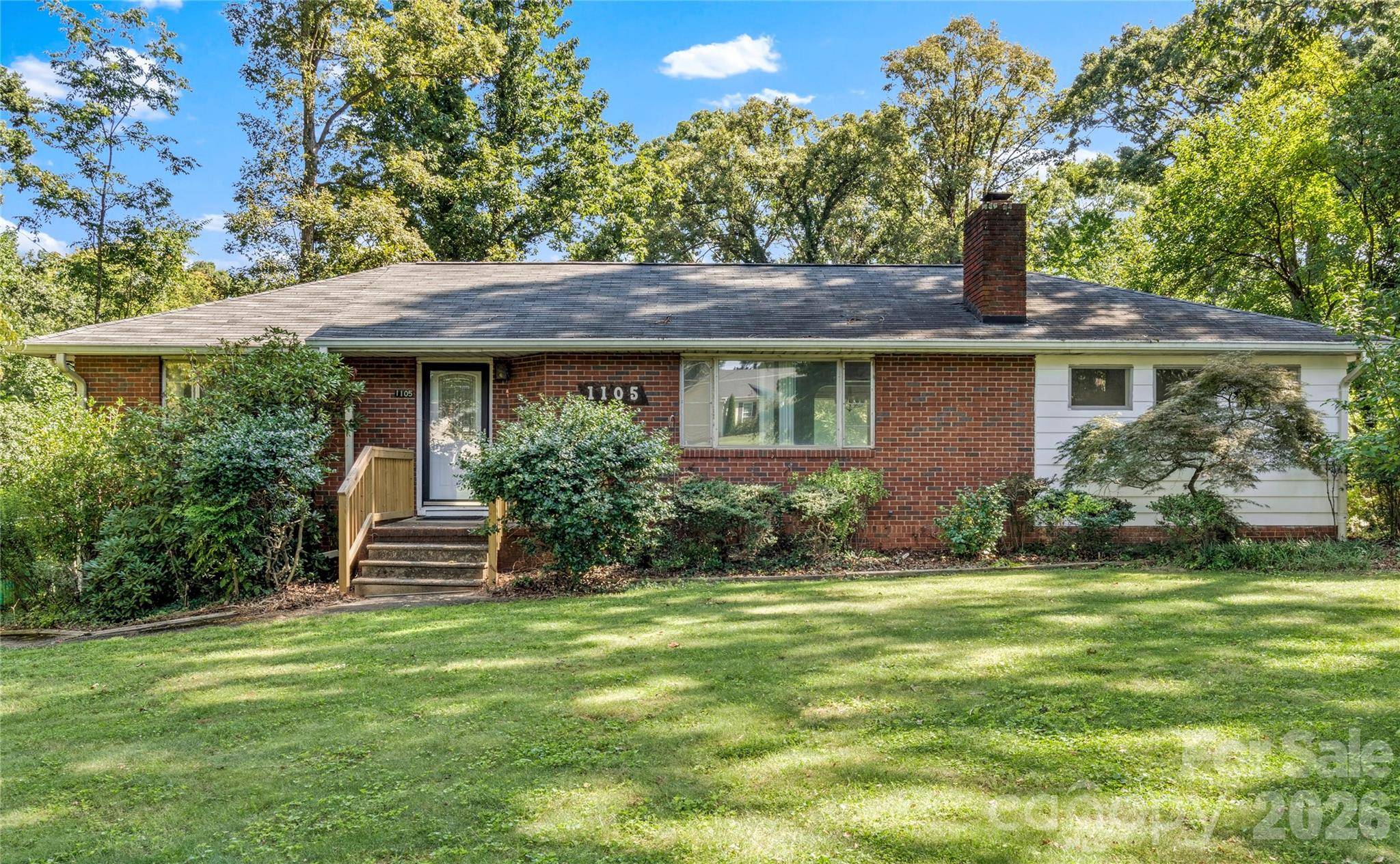 1105 Graystone DR, Winston Salem, NC 27105
