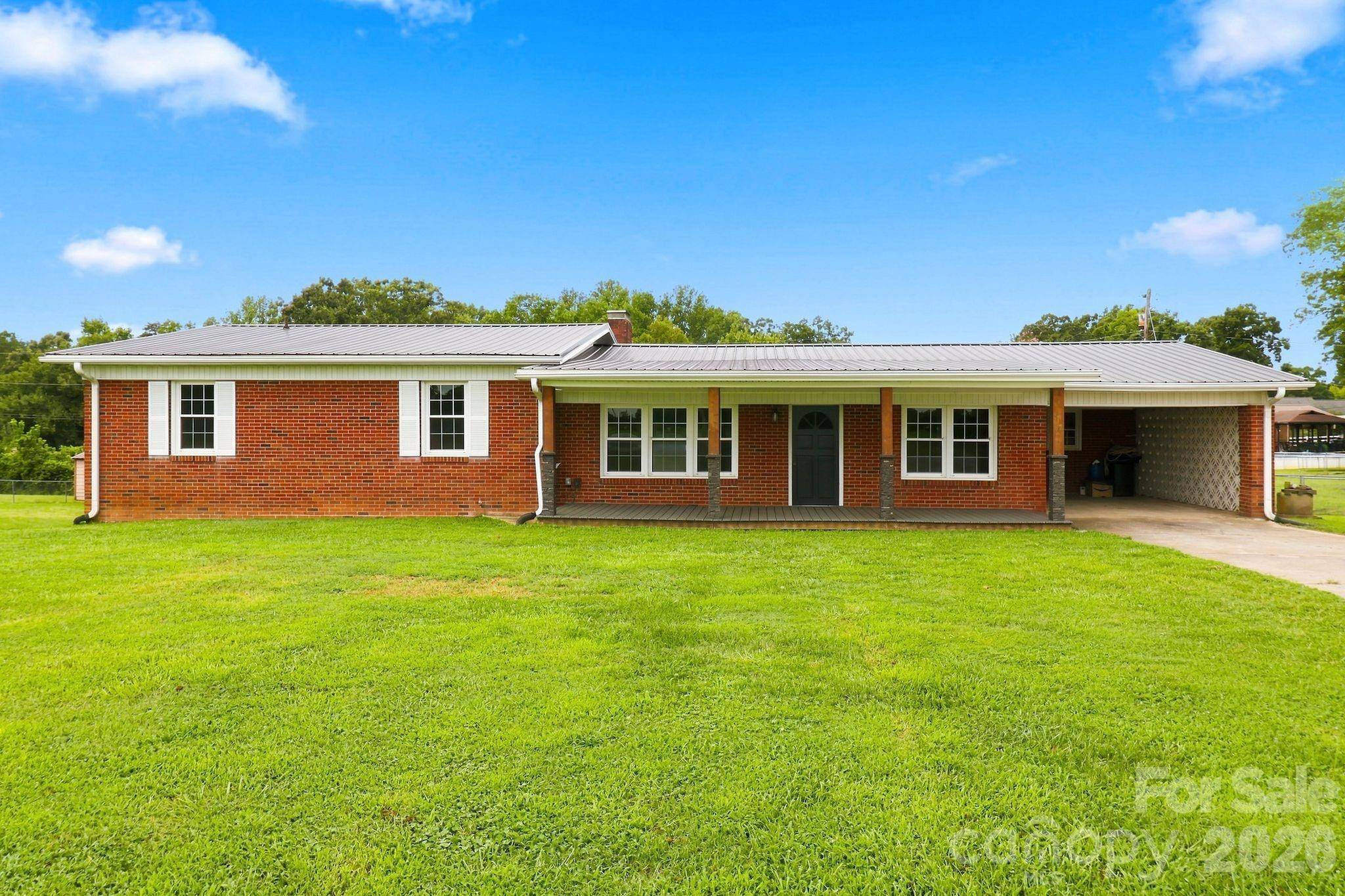1664 Chase High RD, Forest City, NC 28043