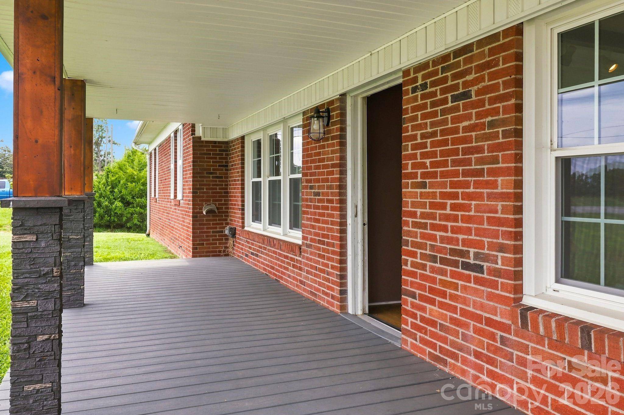 1664 Chase High RD, Forest City, NC 28043