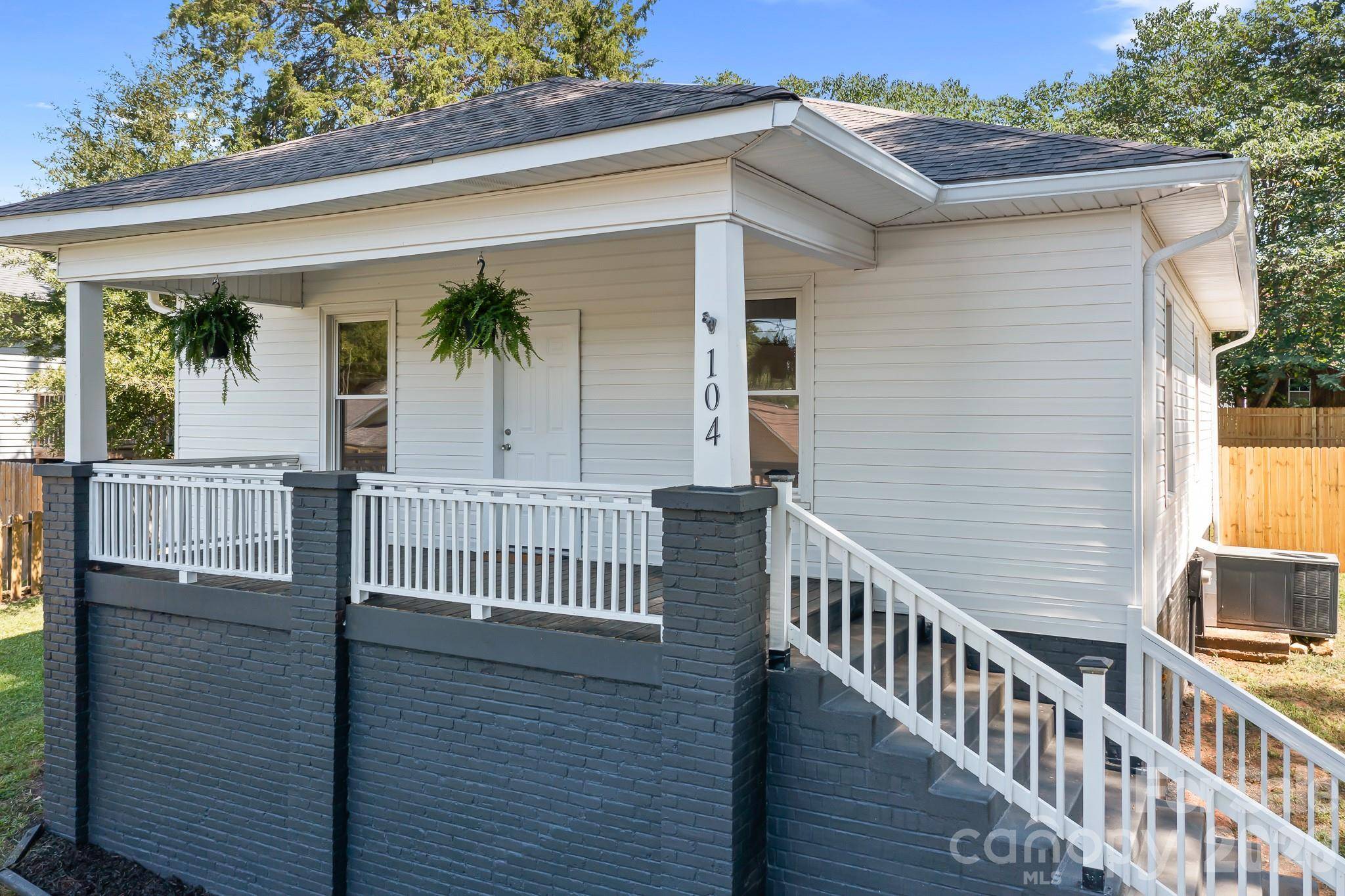 104 1st AVE, China Grove, NC 28023