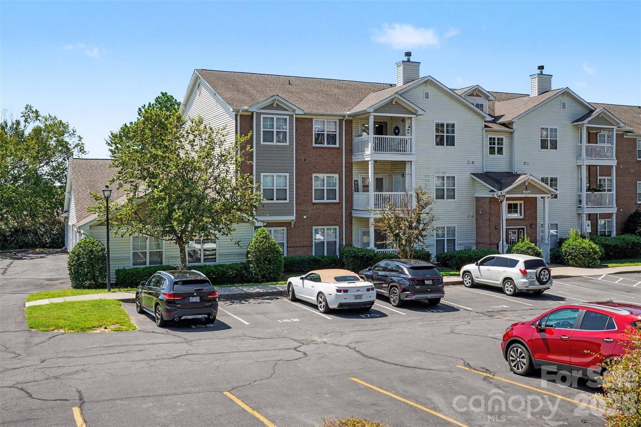 11286 Hyde Pointe CT, Charlotte, NC 28262