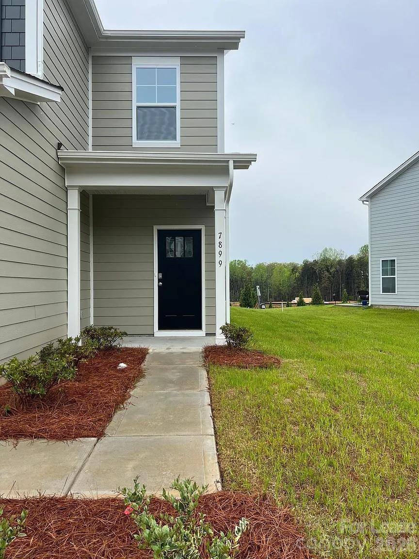 7899 Iron RD, Sherrills Ford, NC 28673