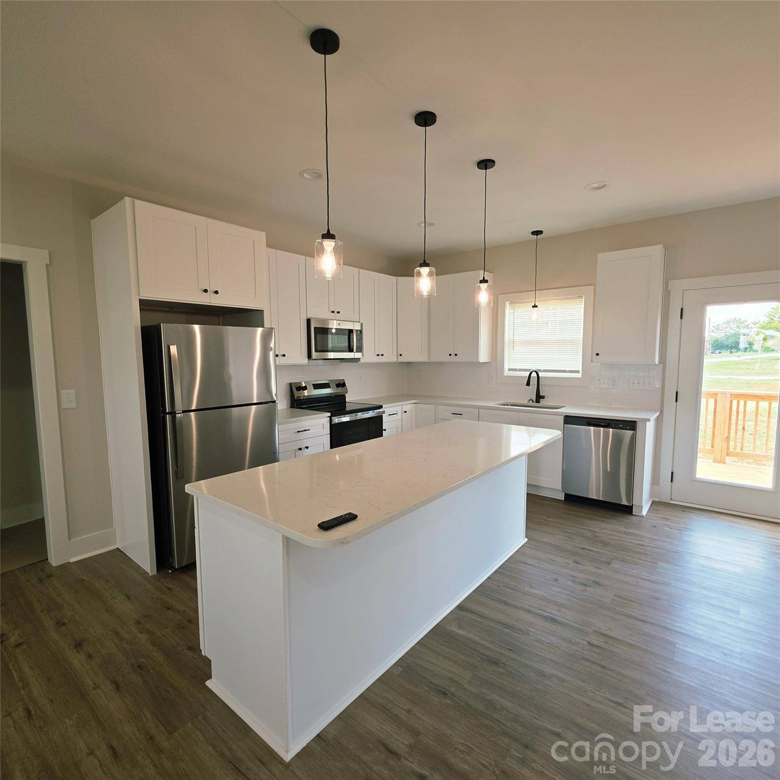118 Wetmore RD, Woodleaf, NC 27054
