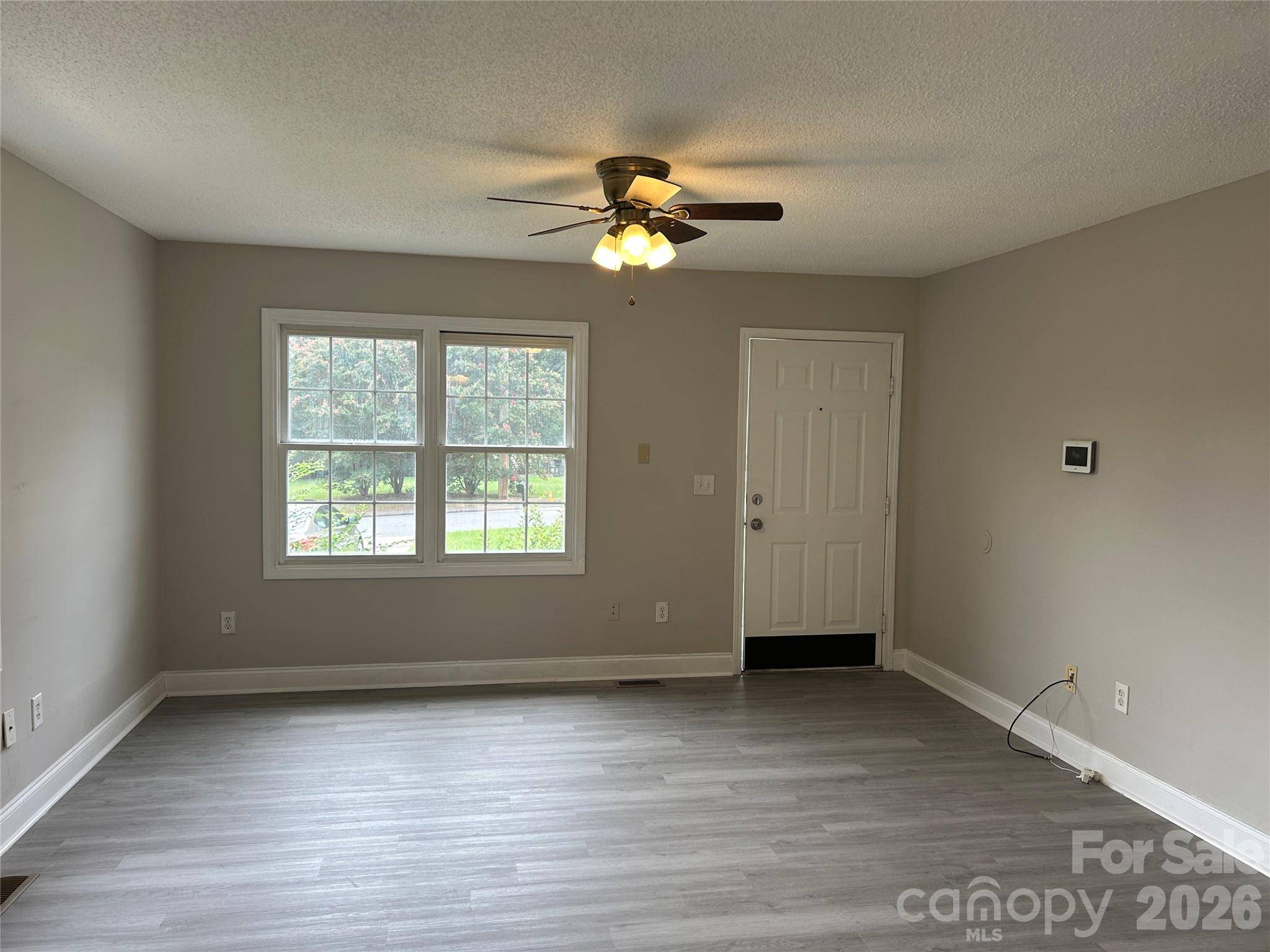 927 Floyd LN, Gastonia, NC 28052