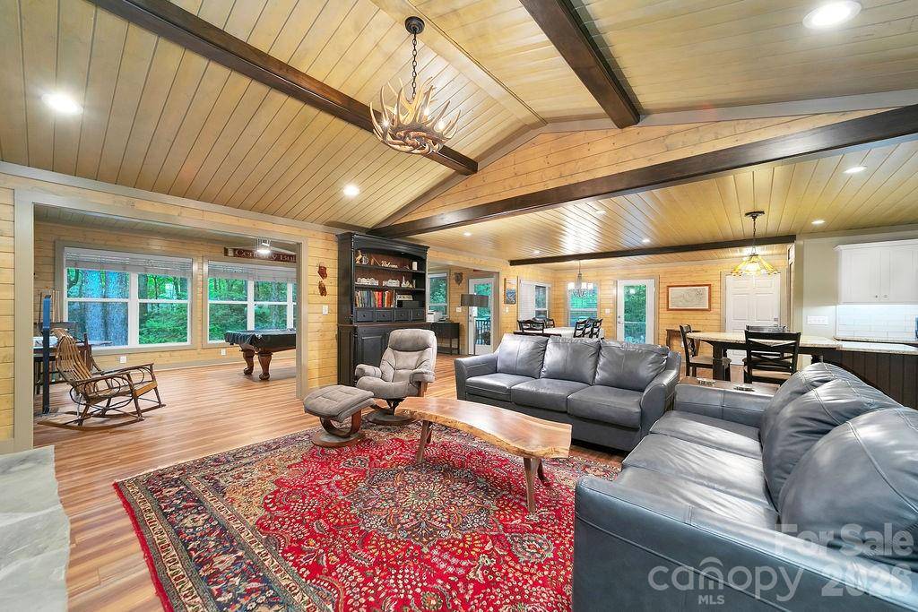 503 Cliff Ridge DR, Cleveland, SC 29635