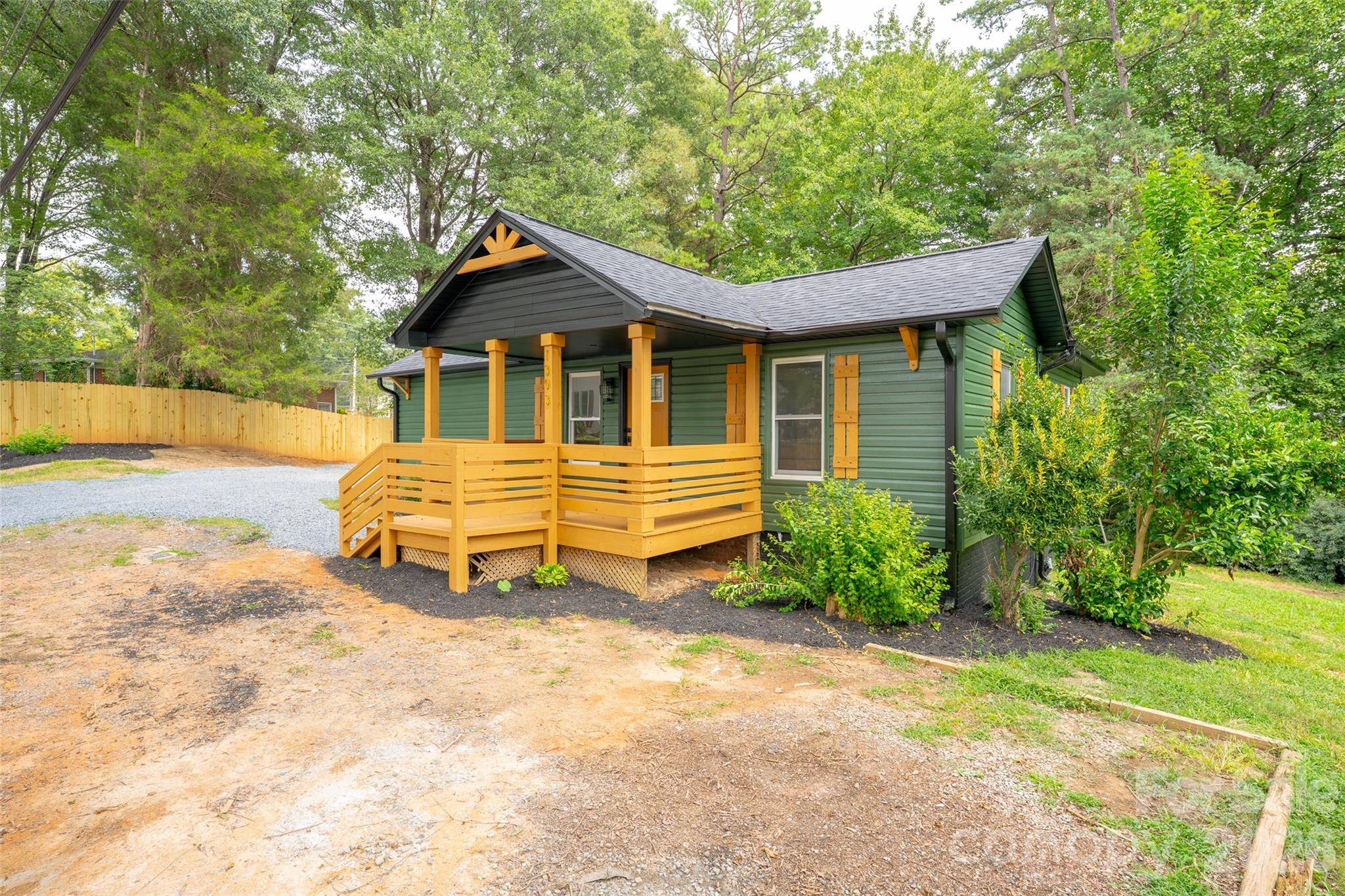 1303 Cooper AVE, Kannapolis, NC 28081