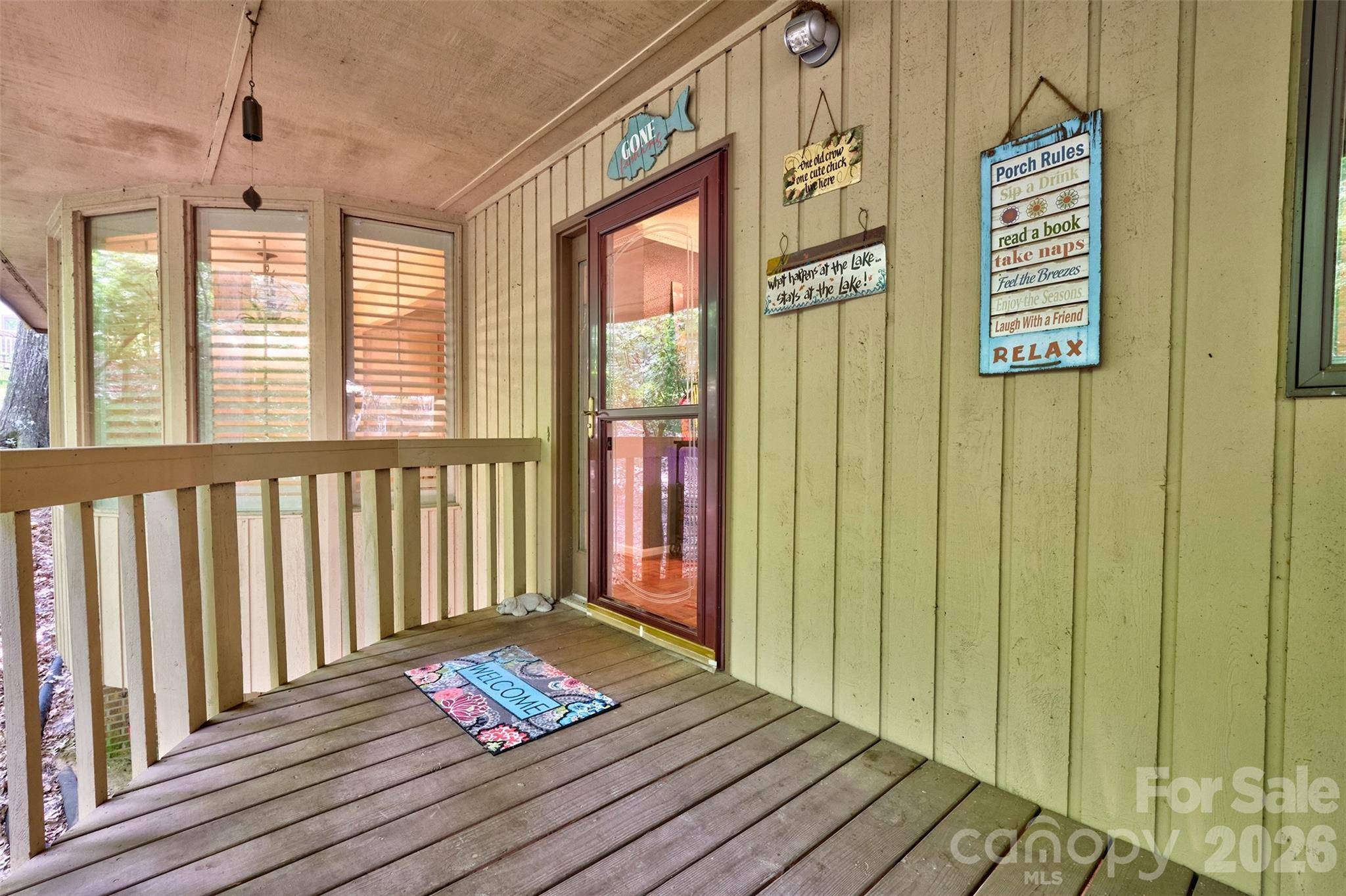 9 Cove RD, Lake Wylie, SC 29710