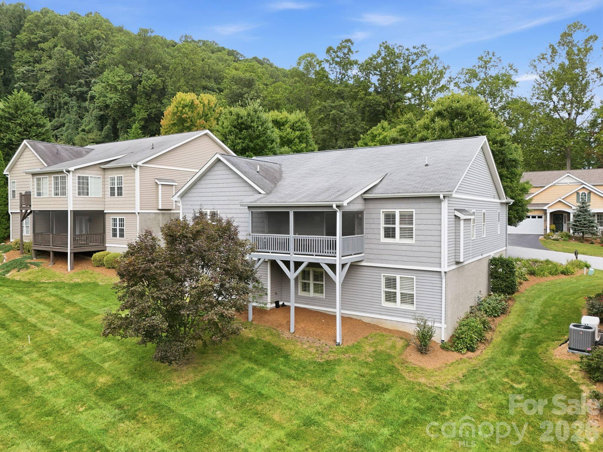 231 Shaws Creek Farm RD, Laurel Park, NC 28739