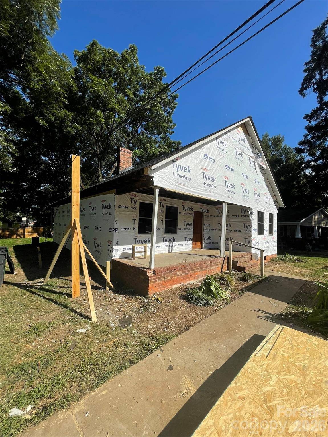 1804 Kennesaw DR, Charlotte, NC 28216