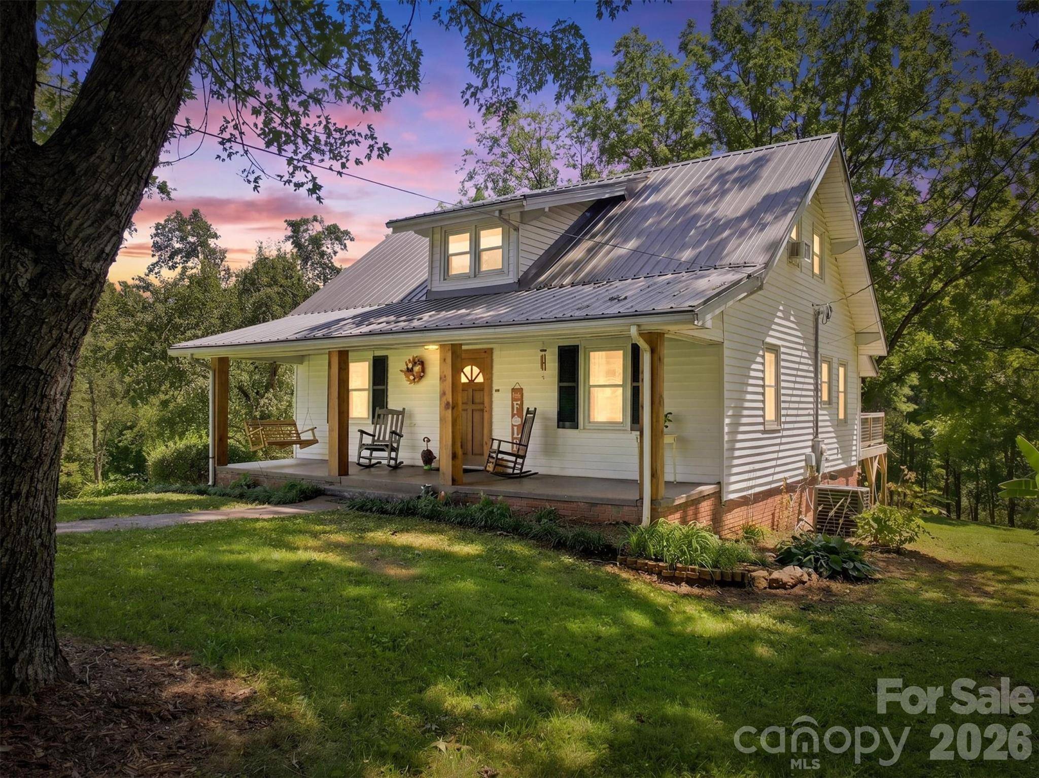 116 Amherst RD, Morganton, NC 28655