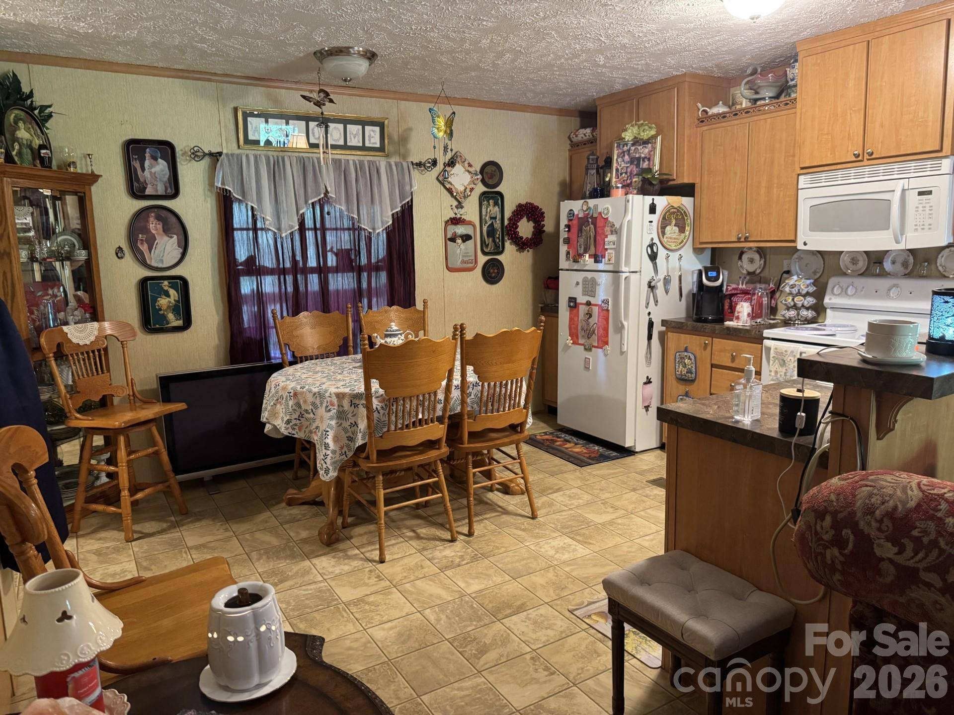 165 Shea DR, Marion, NC 28752