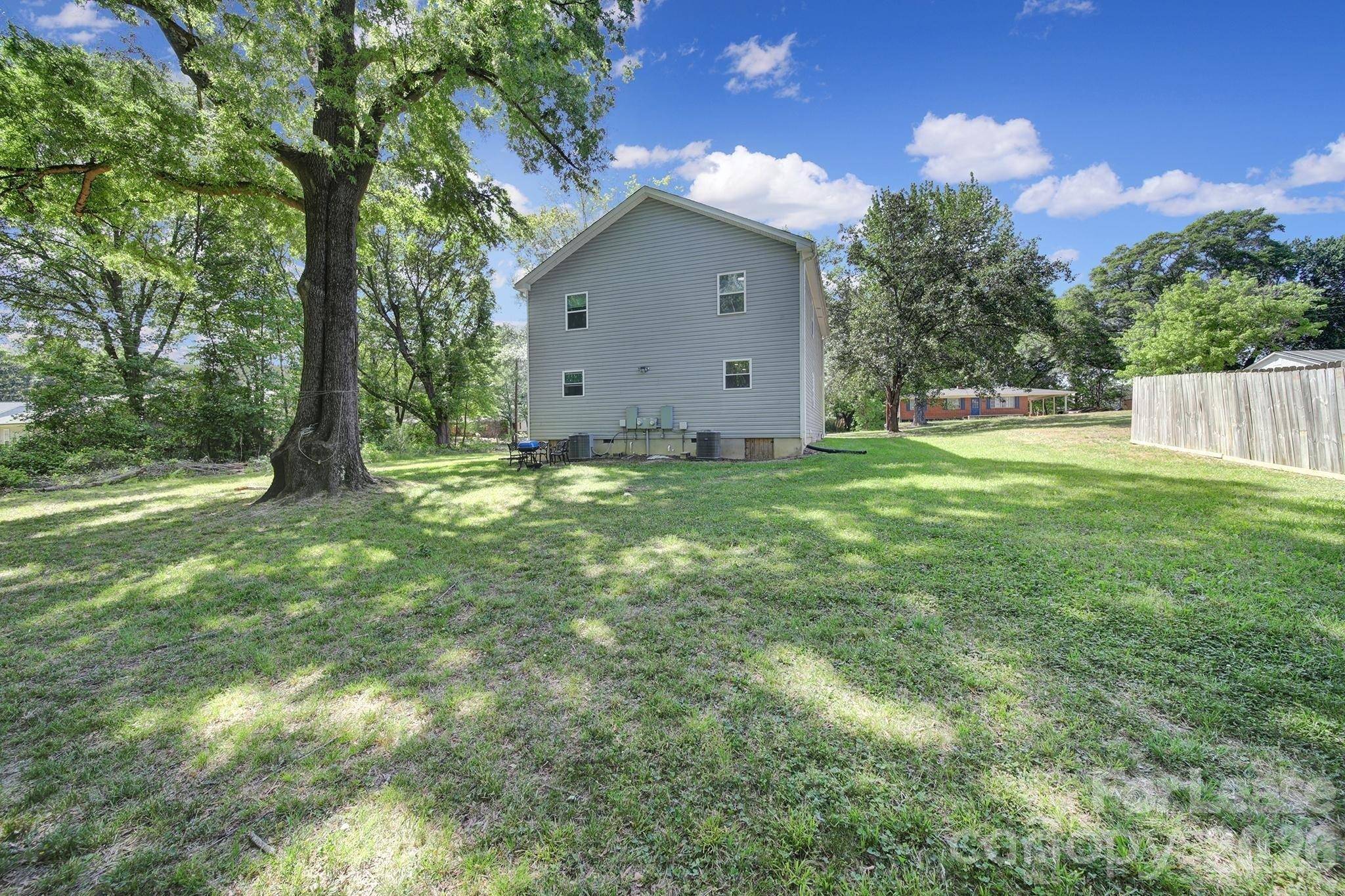 110 Carpenter ST, Lincolnton, NC 28092