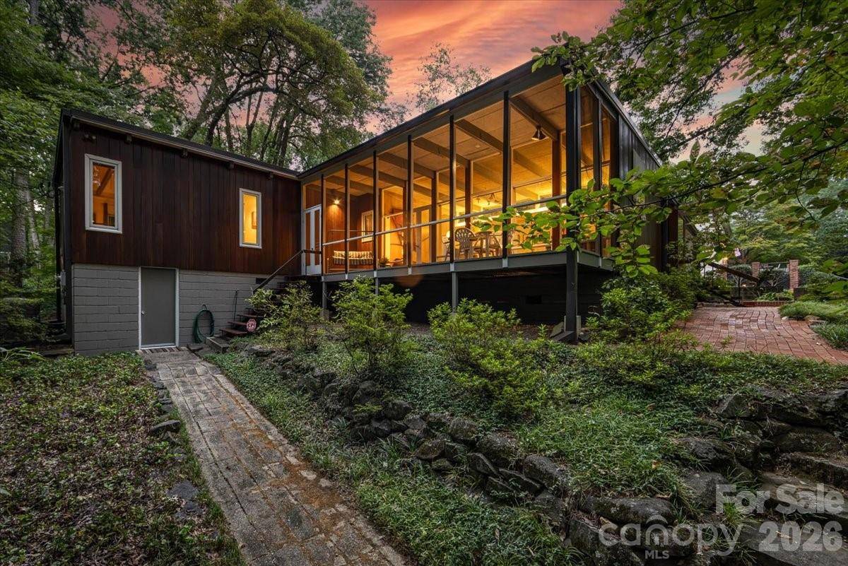 501 Ellsworth RD, Charlotte, NC 28211