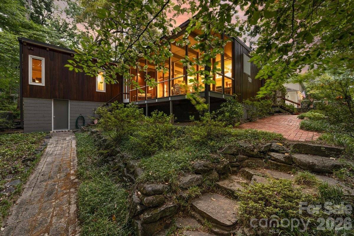 501 Ellsworth RD, Charlotte, NC 28211