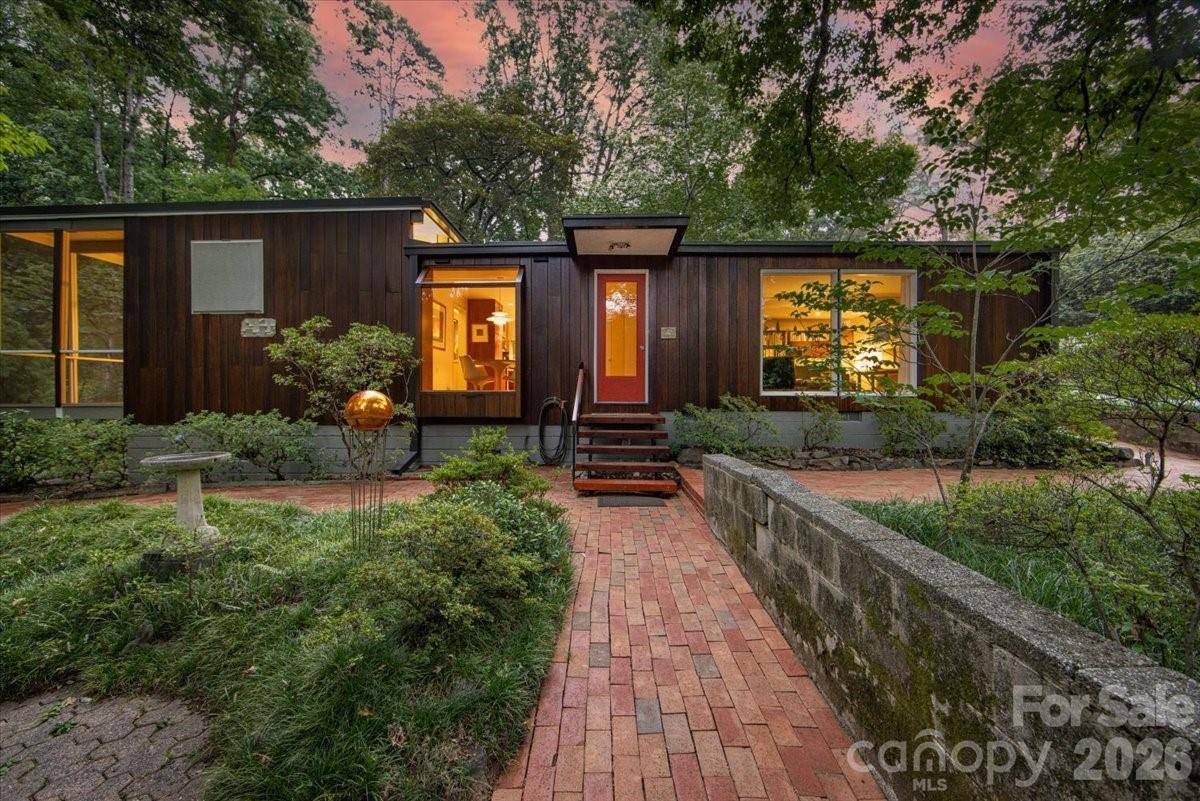 501 Ellsworth RD, Charlotte, NC 28211