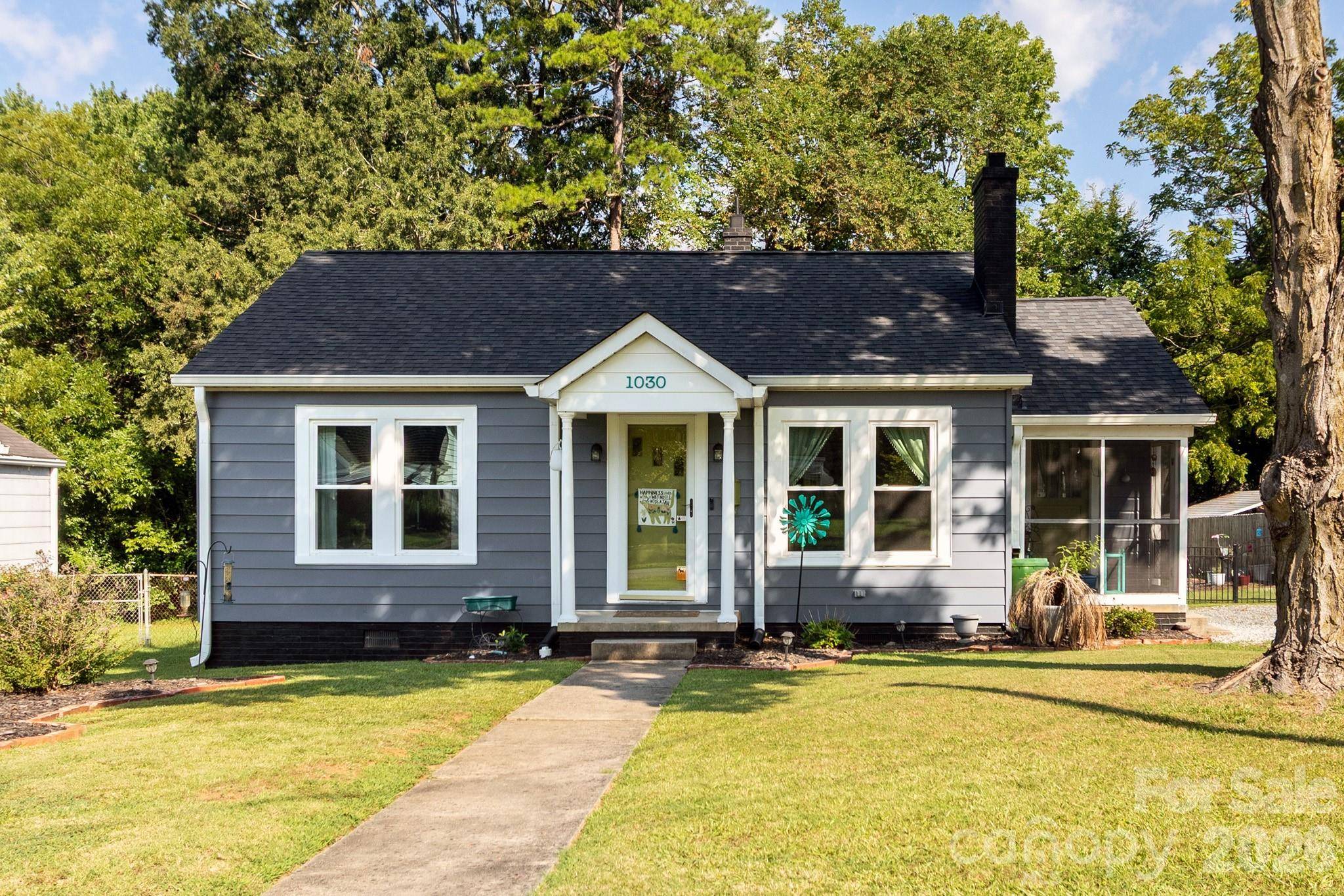 1030 N Jackson ST, Salisbury, NC 28144