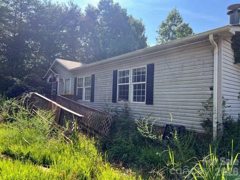 366 Shires RD, Ellenboro, NC 28040