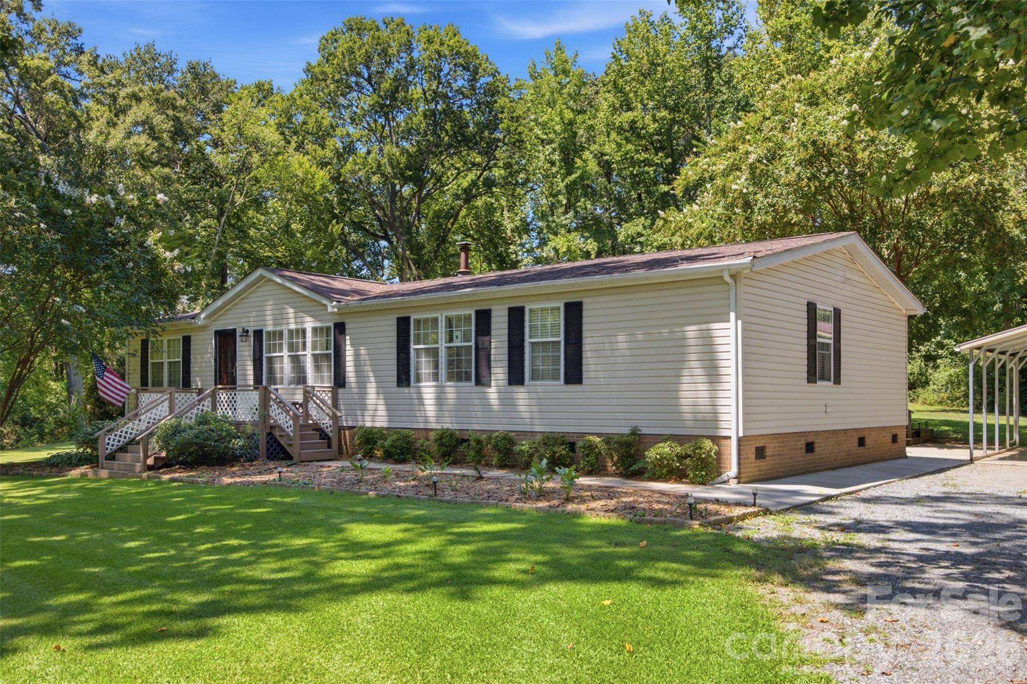 185 Payne ST, Mount Holly, NC 28120