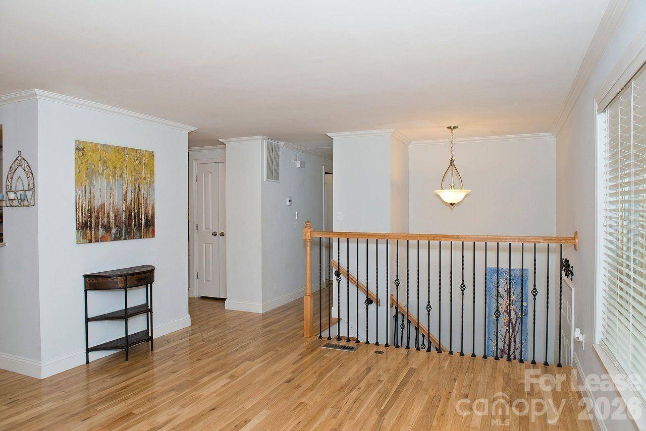 6609 Morganford RD, Charlotte, NC 28211
