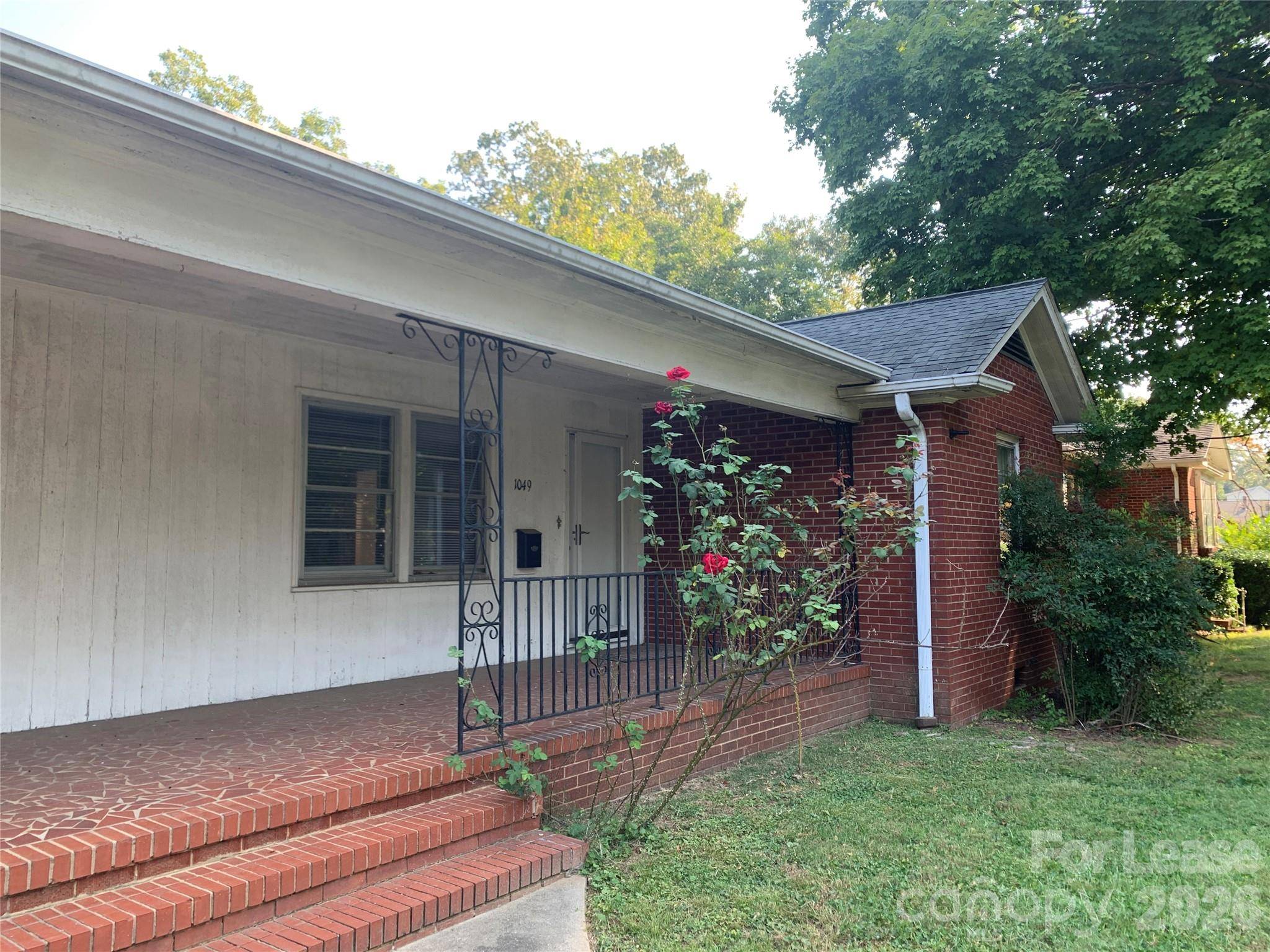 1049 E Main ST, Albemarle, NC 28001