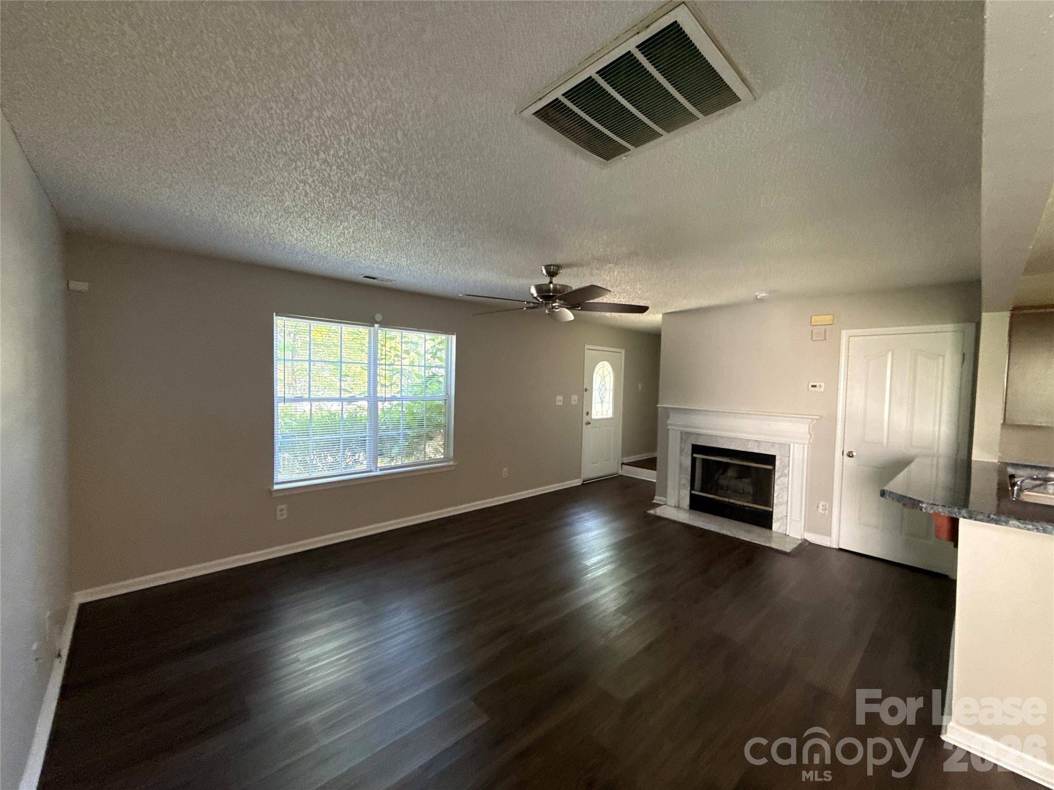 1601 Elk Creek CT, Charlotte, NC 28214