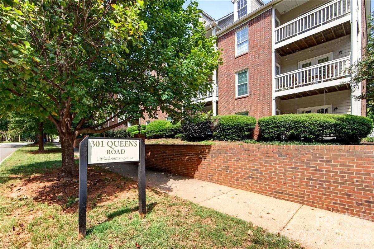 301 Queens RD #106, Charlotte, NC 28204