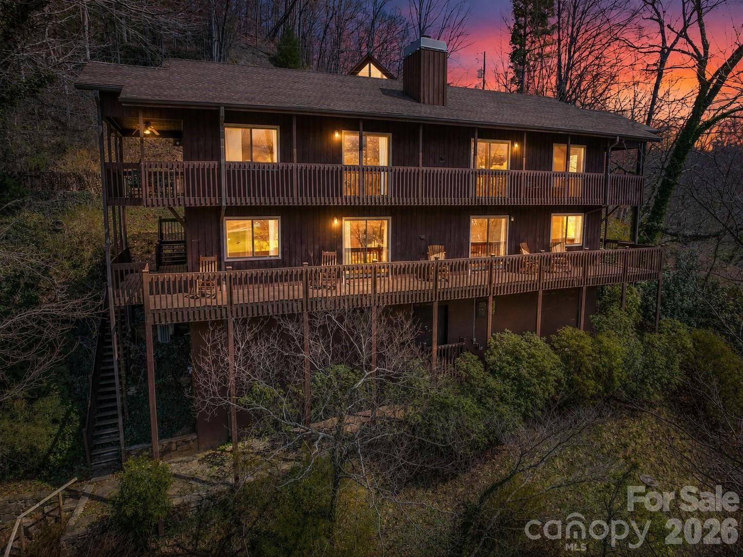 182 Allison DR, Maggie Valley, NC 28751