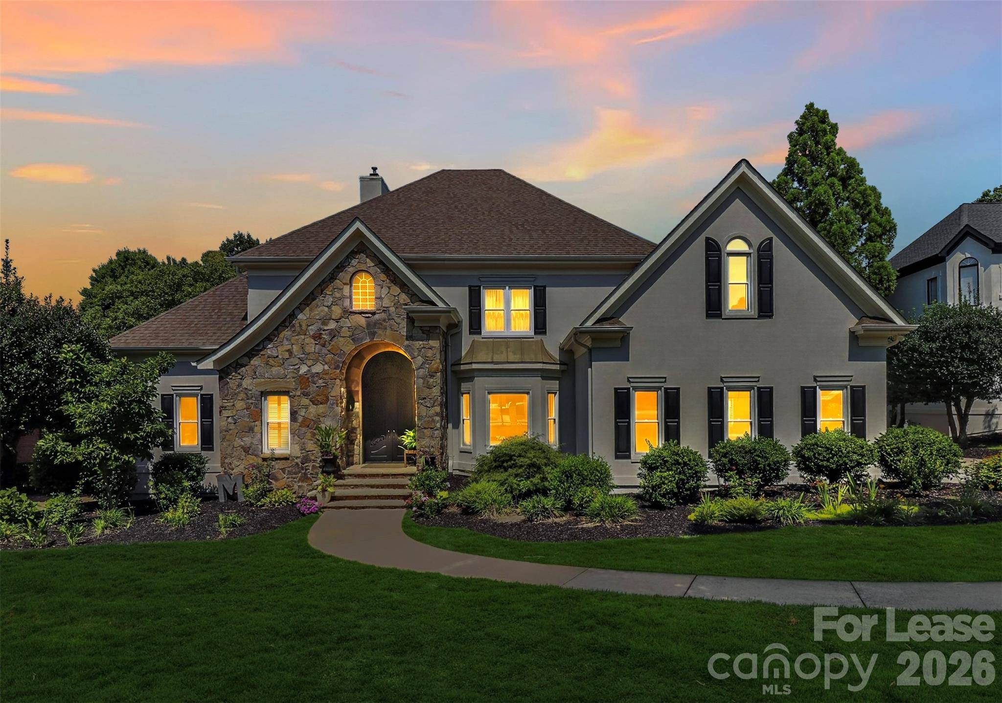 18928 Peninsula Point DR, Cornelius, NC 28031