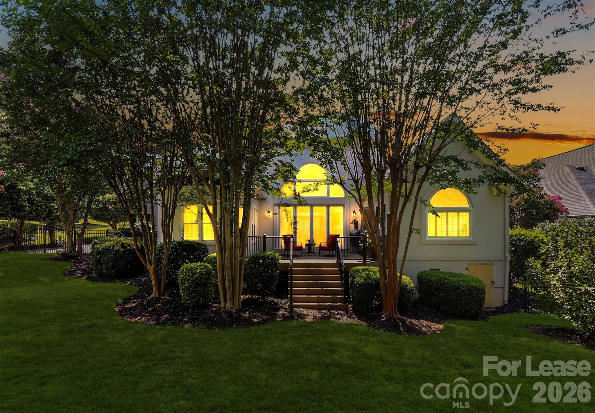 18928 Peninsula Point DR, Cornelius, NC 28031