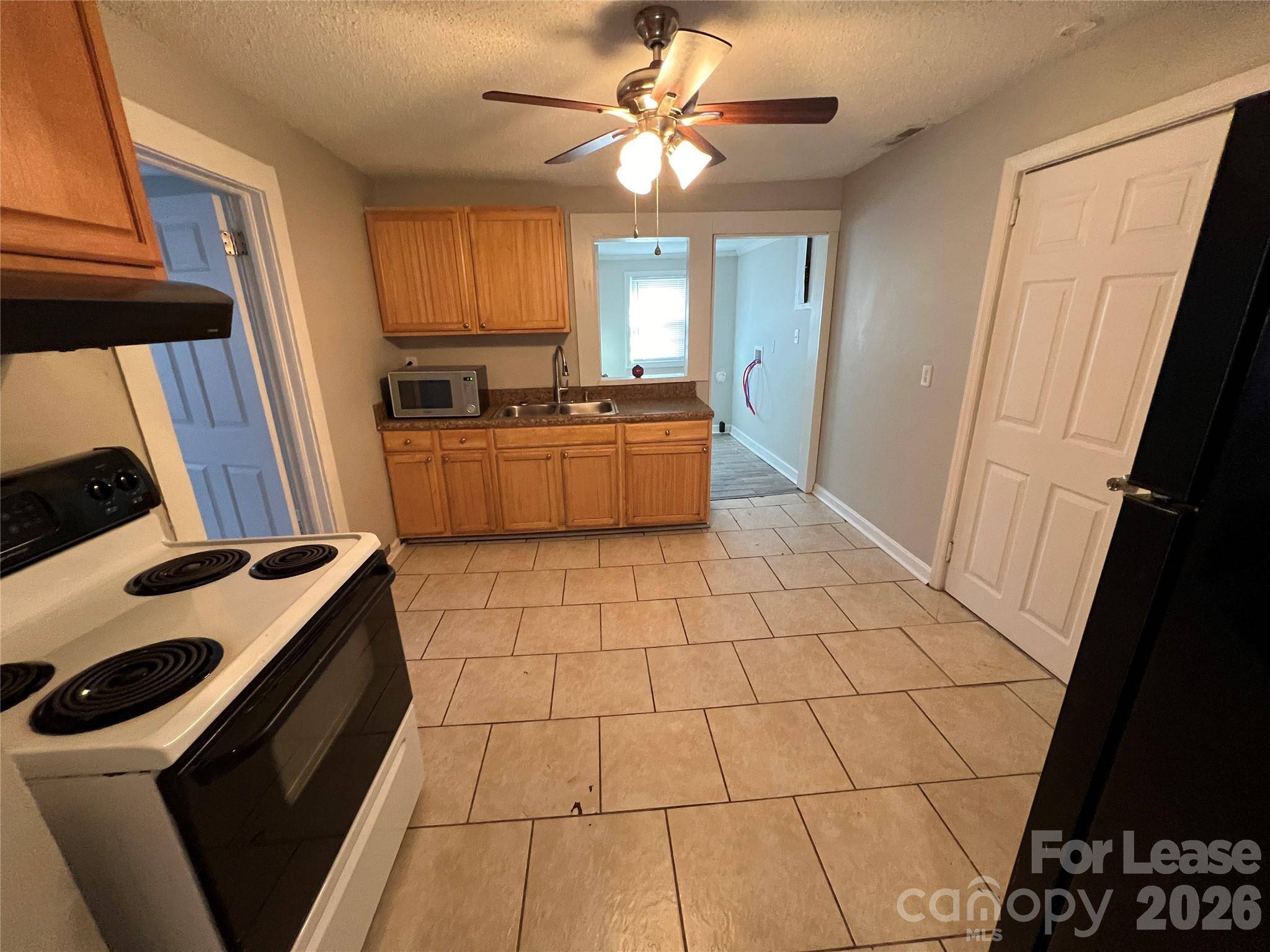 48 Julian ST #Apt C, Kings Mountain, NC 28086