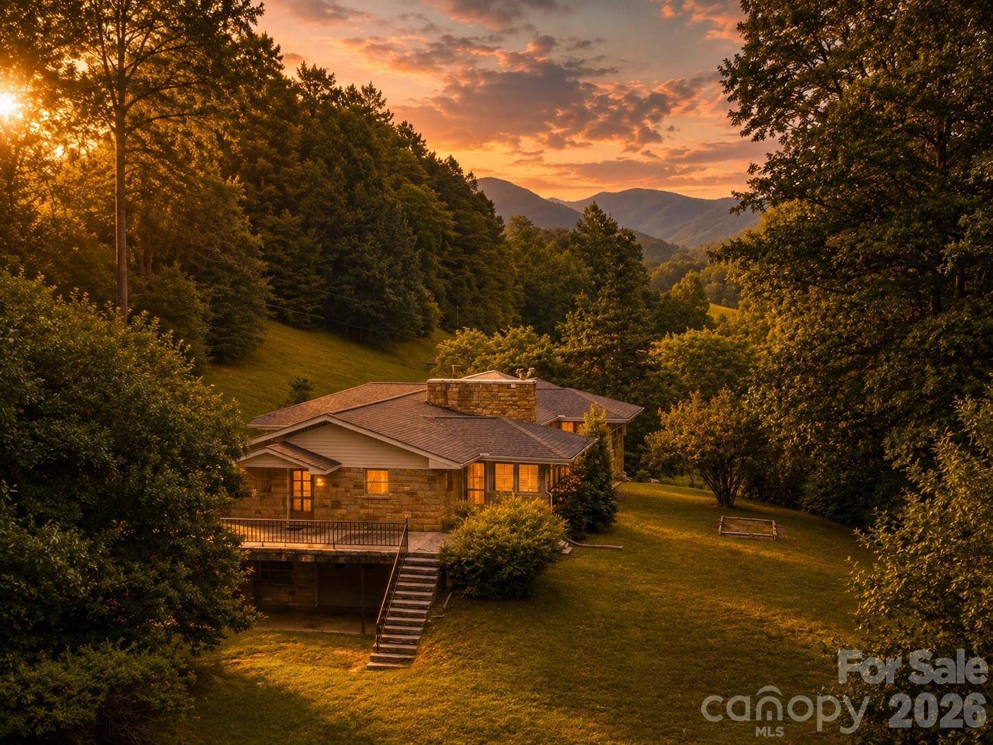 222 Mitchell Mountain RD, Bryson City, NC 28713