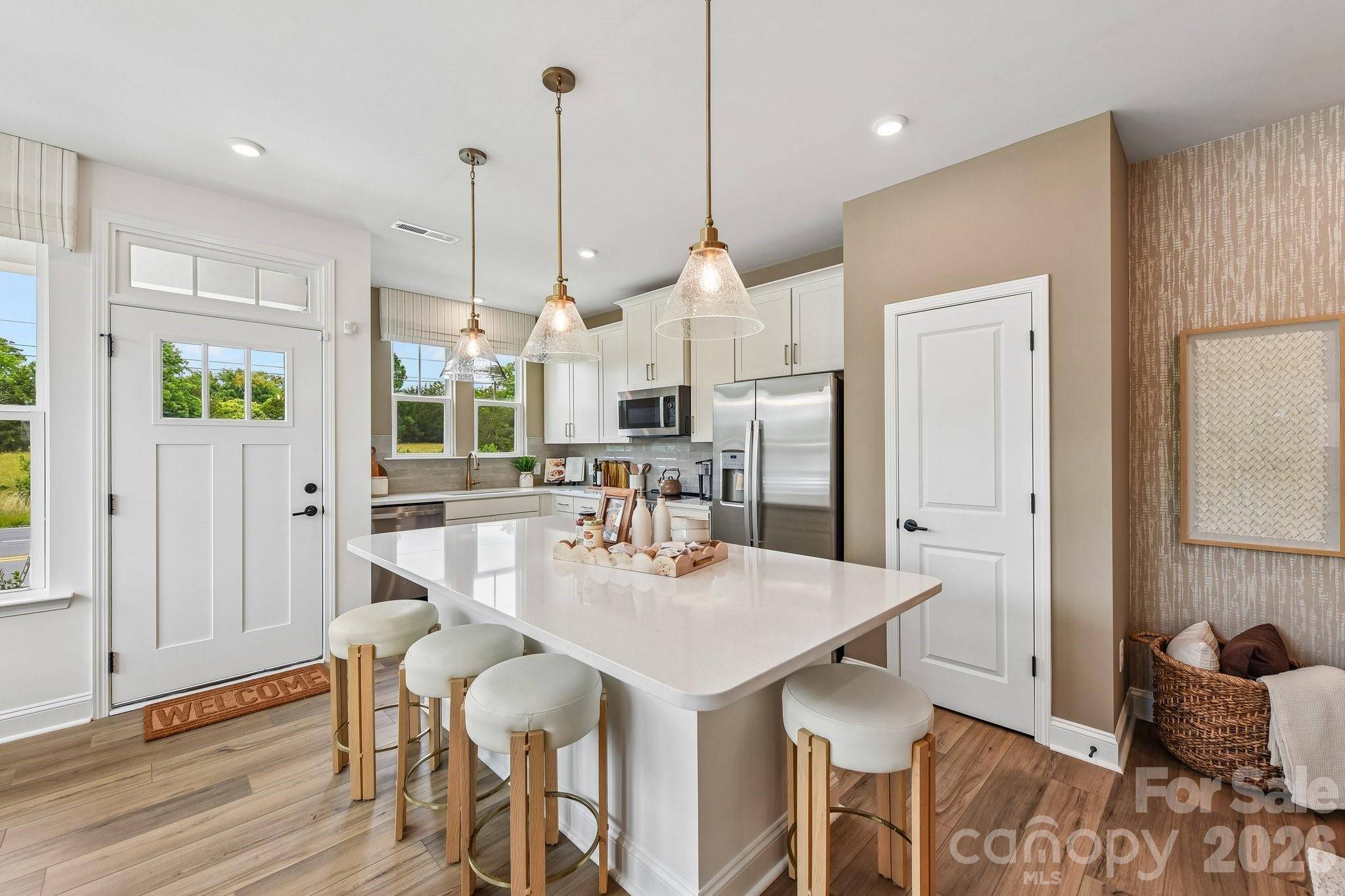 9028 Gulledge CT, Charlotte, NC 28262