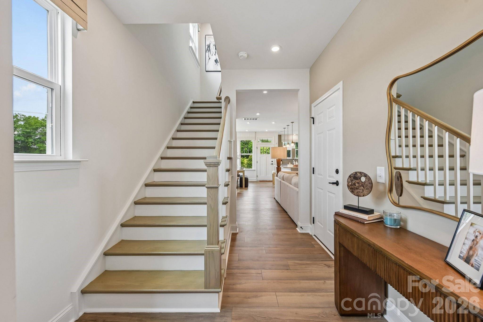 9028 Gulledge CT, Charlotte, NC 28262
