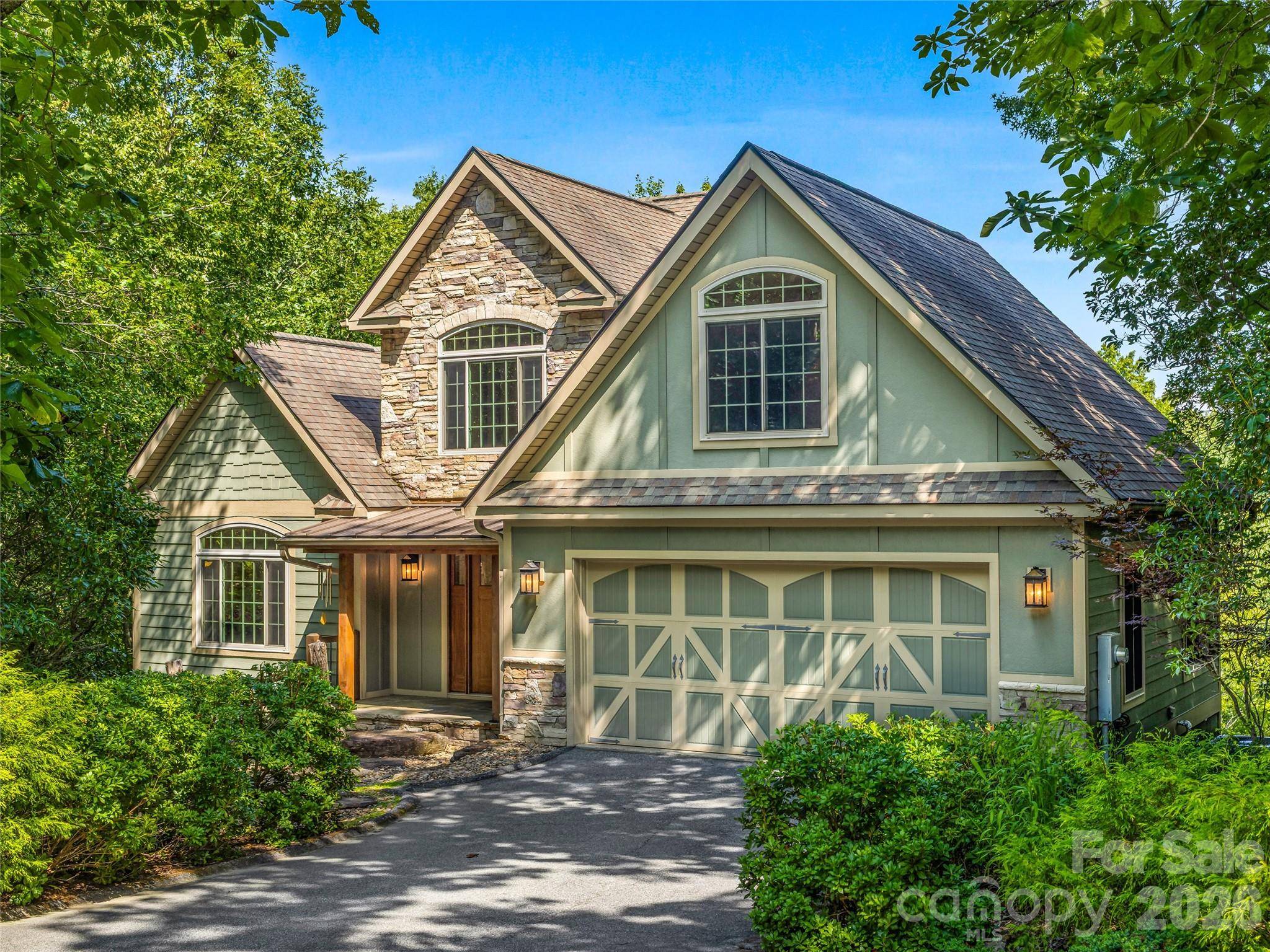 123 Isuhdavga CT, Brevard, NC 28712
