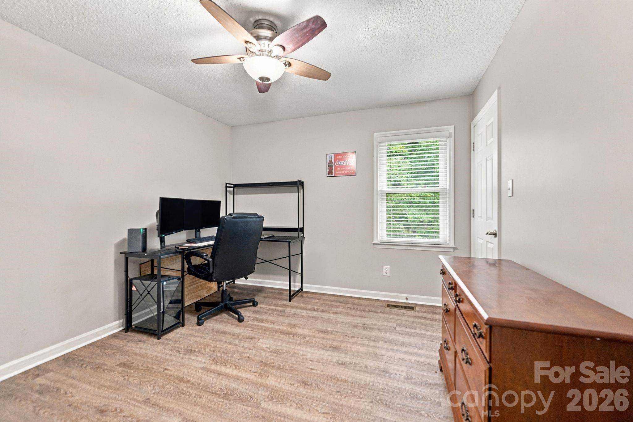 323 Avery AVE, High Point, NC 27265