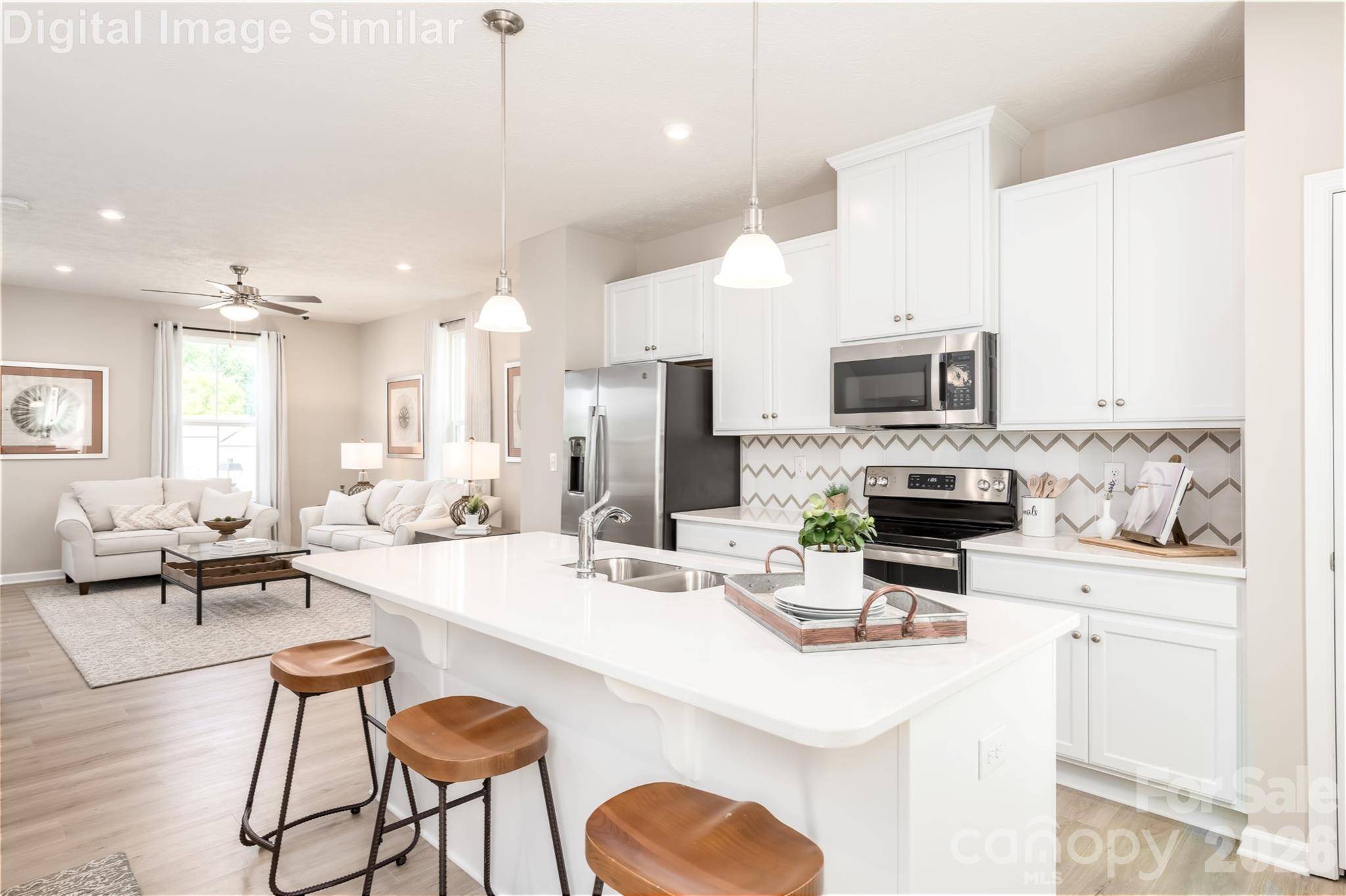 7367 Marino CT, Charlotte, NC 28212