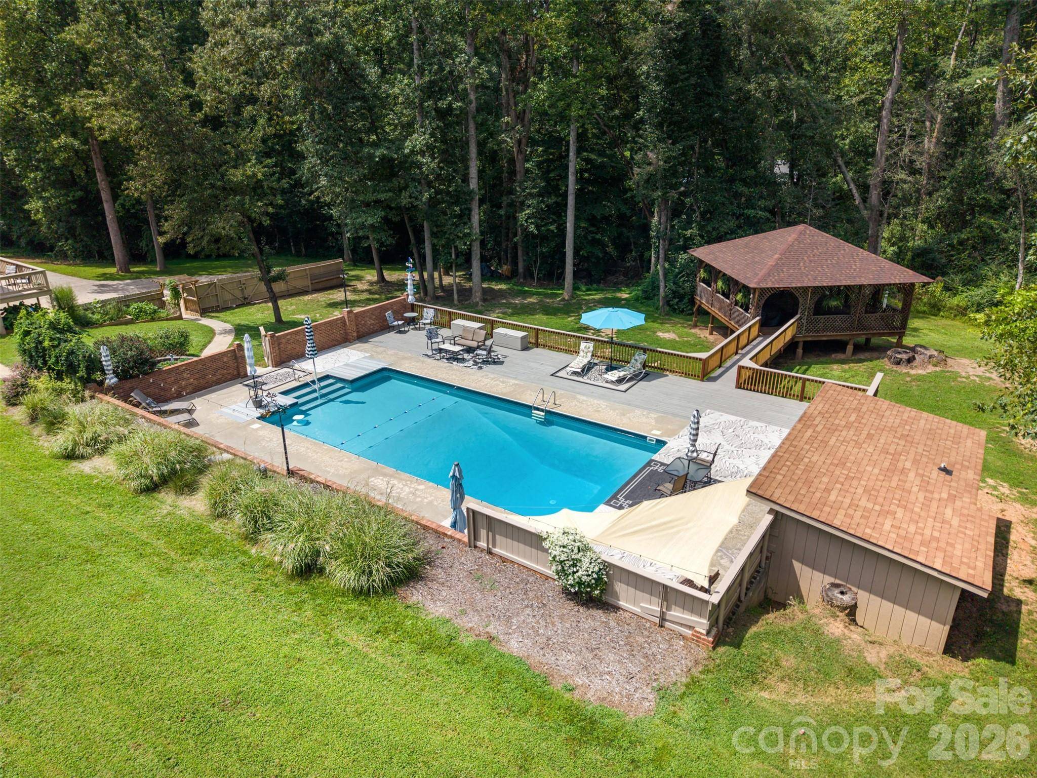 202 Legion RD, Hudson, NC 28638