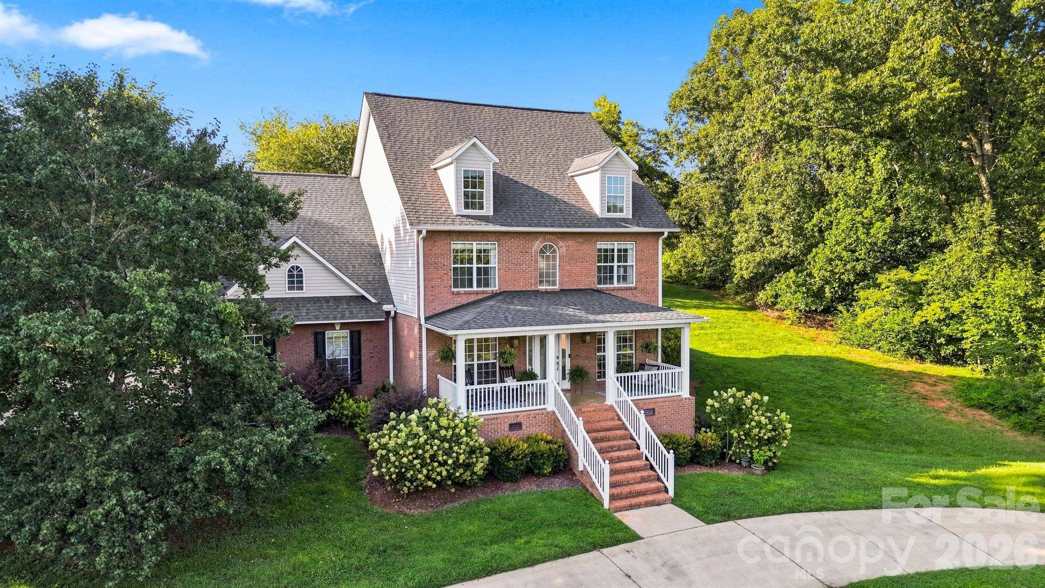 1221 Willow Creek DR, Newton, NC 28658