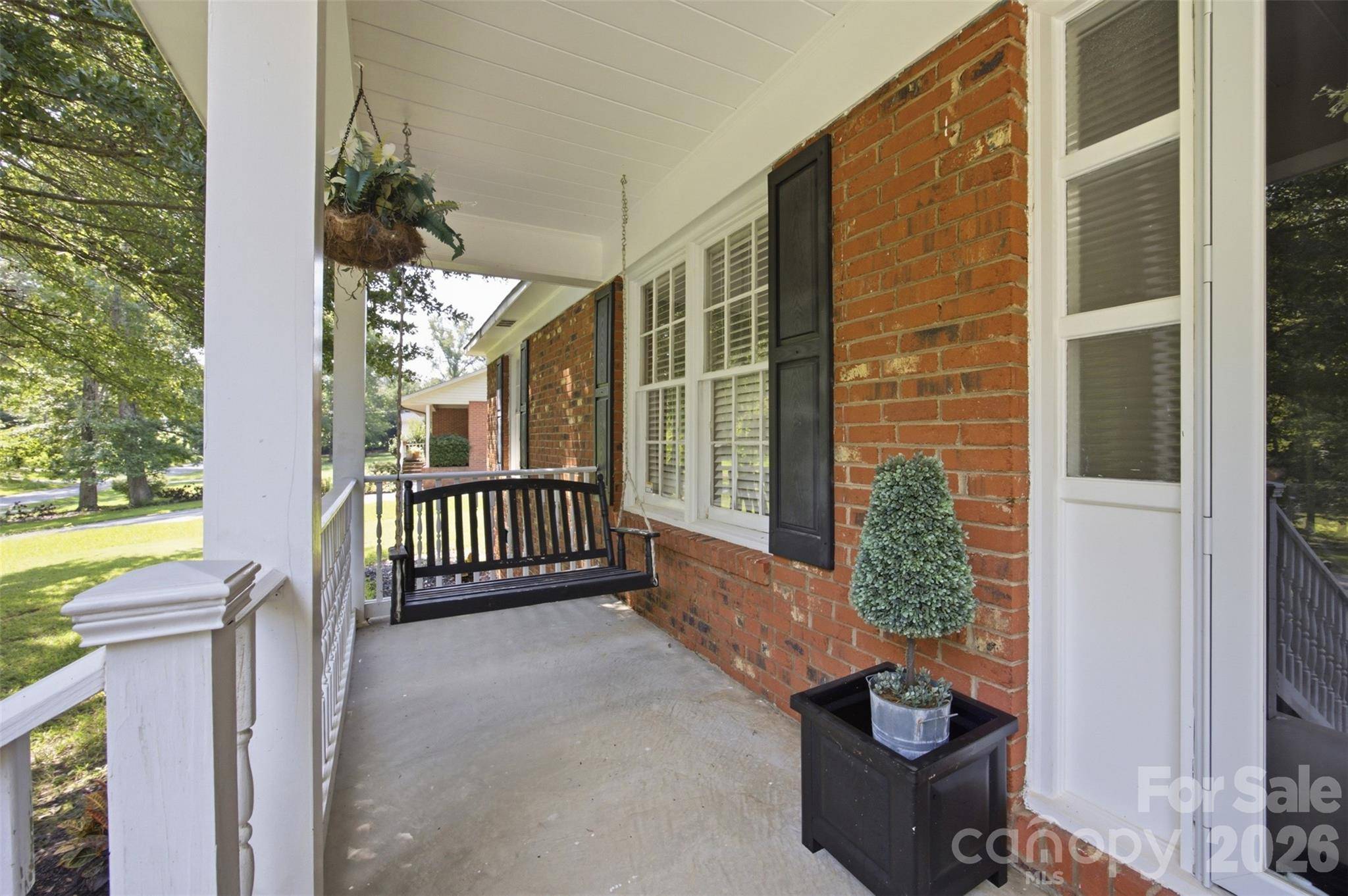 815 Lakeside CIR, Lancaster, SC 29720