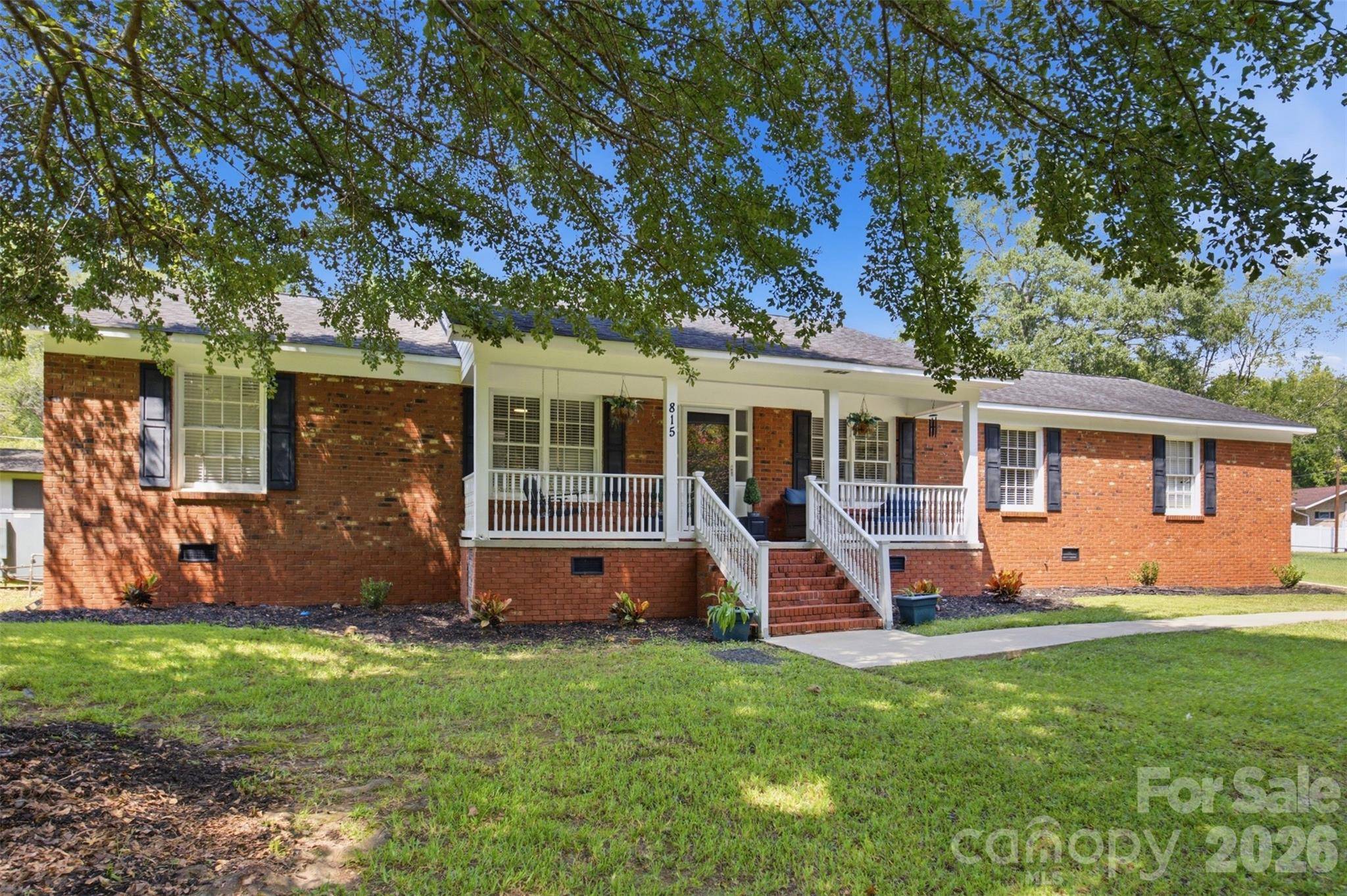 815 Lakeside CIR, Lancaster, SC 29720