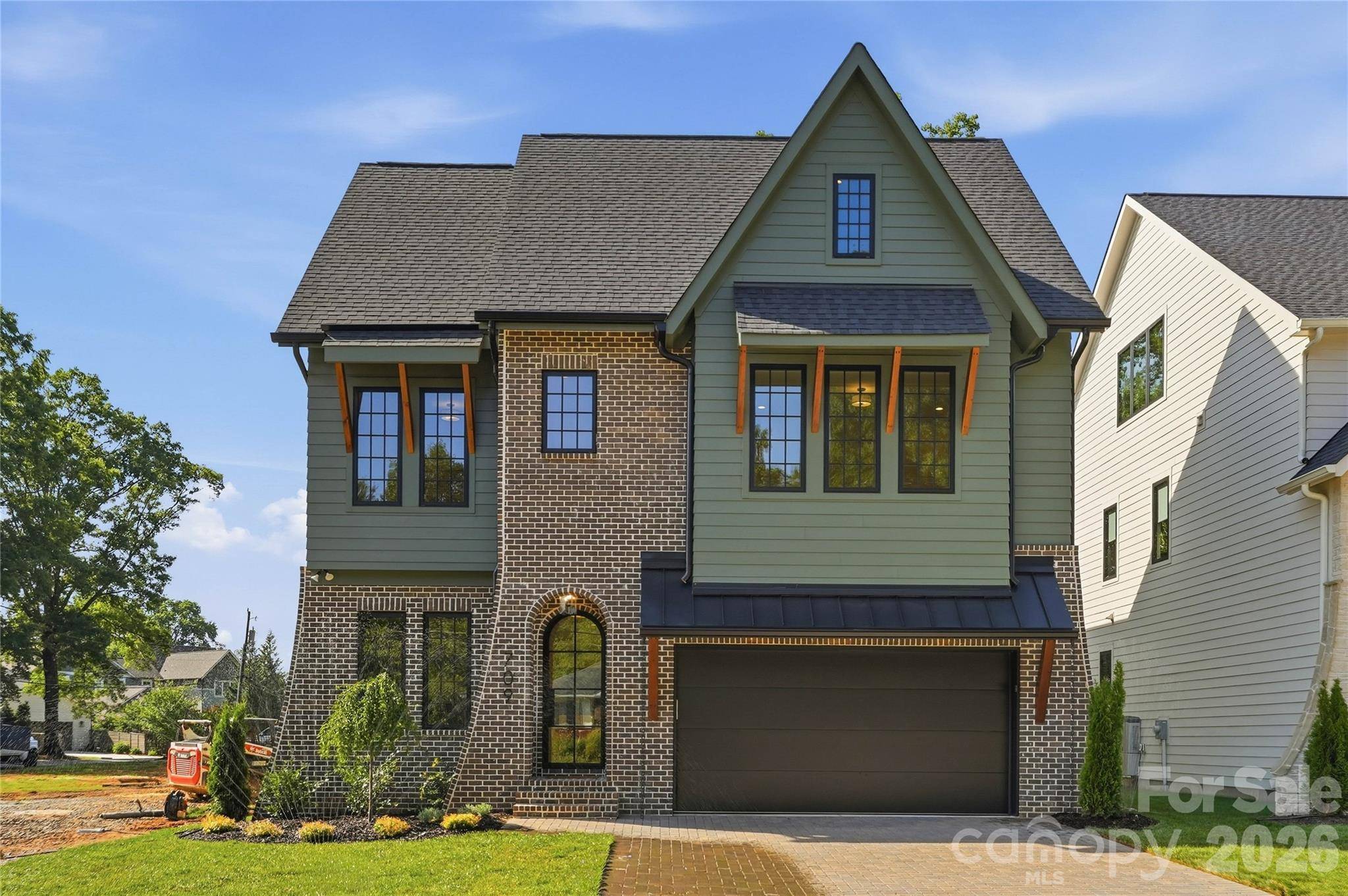 709 Bertonley AVE, Charlotte, NC 28211