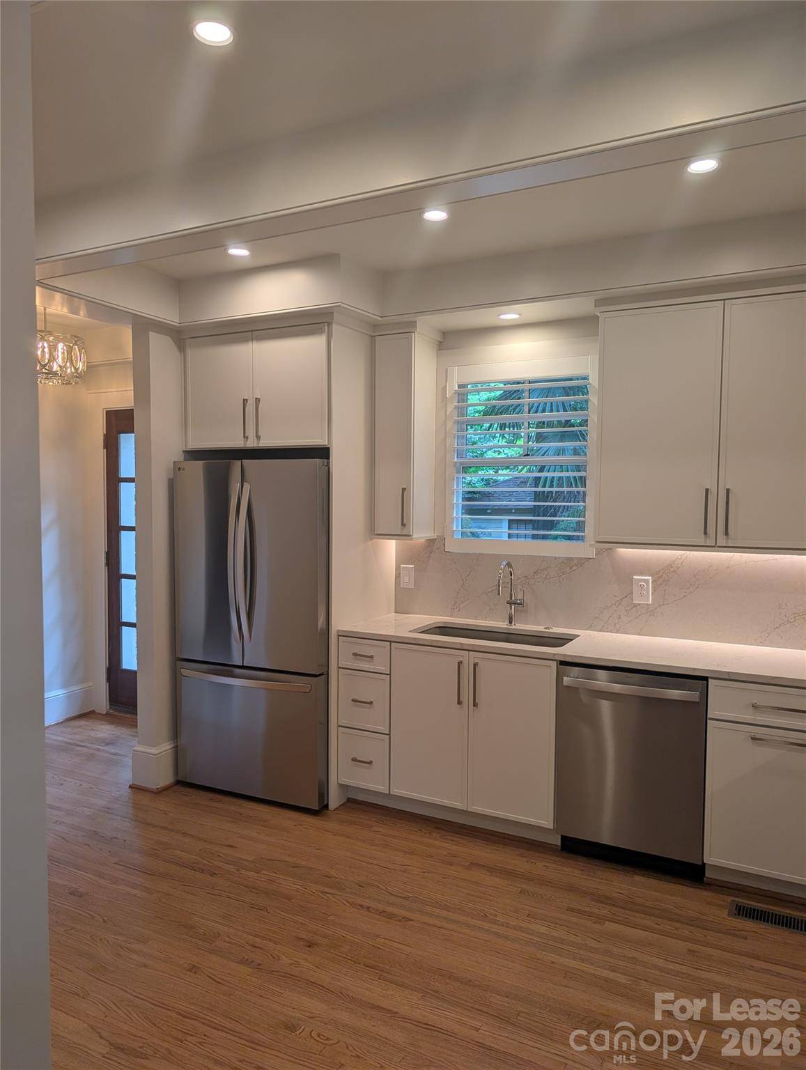 923 Henley PL, Charlotte, NC 28207